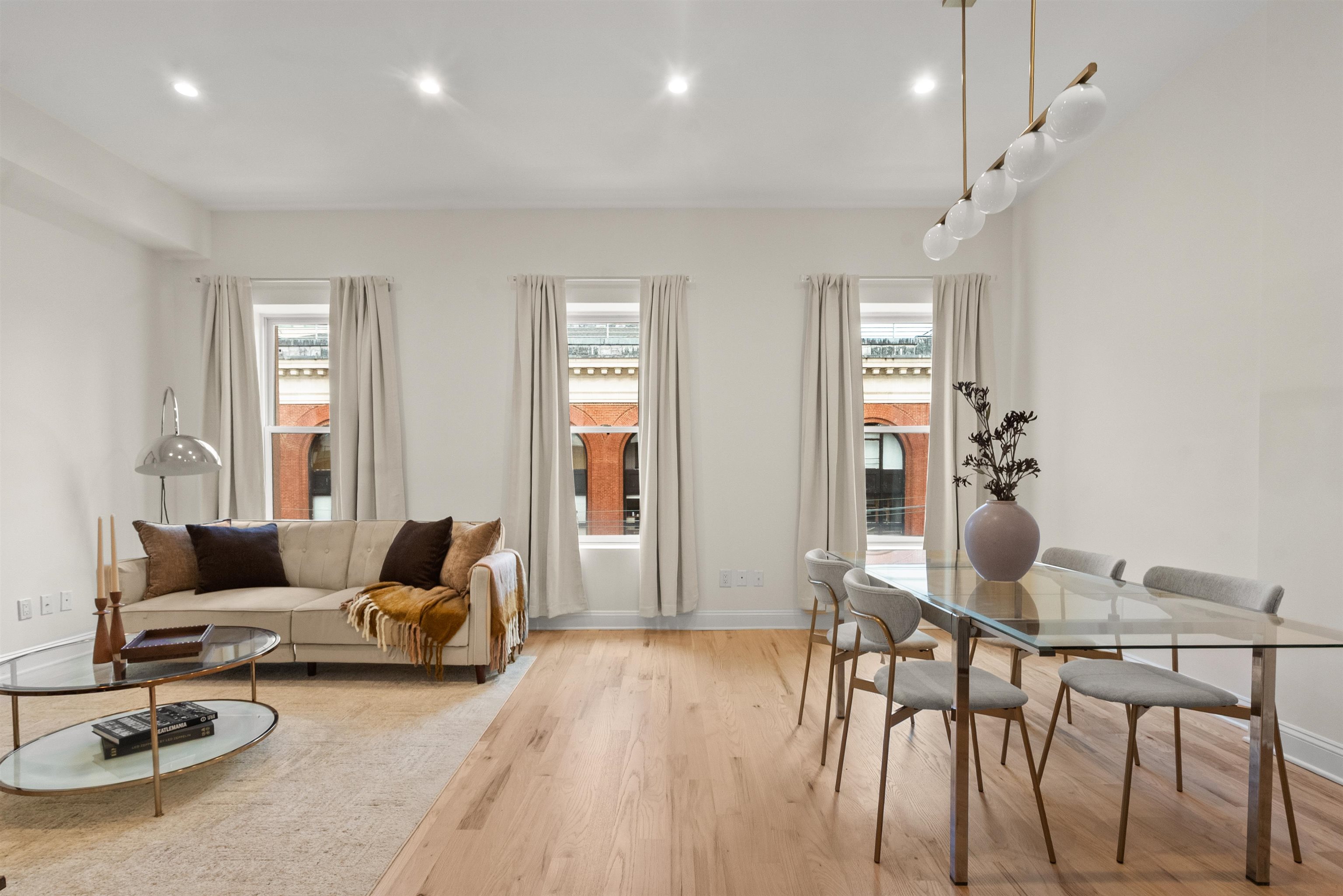 522 HUDSON ST - Photo 3