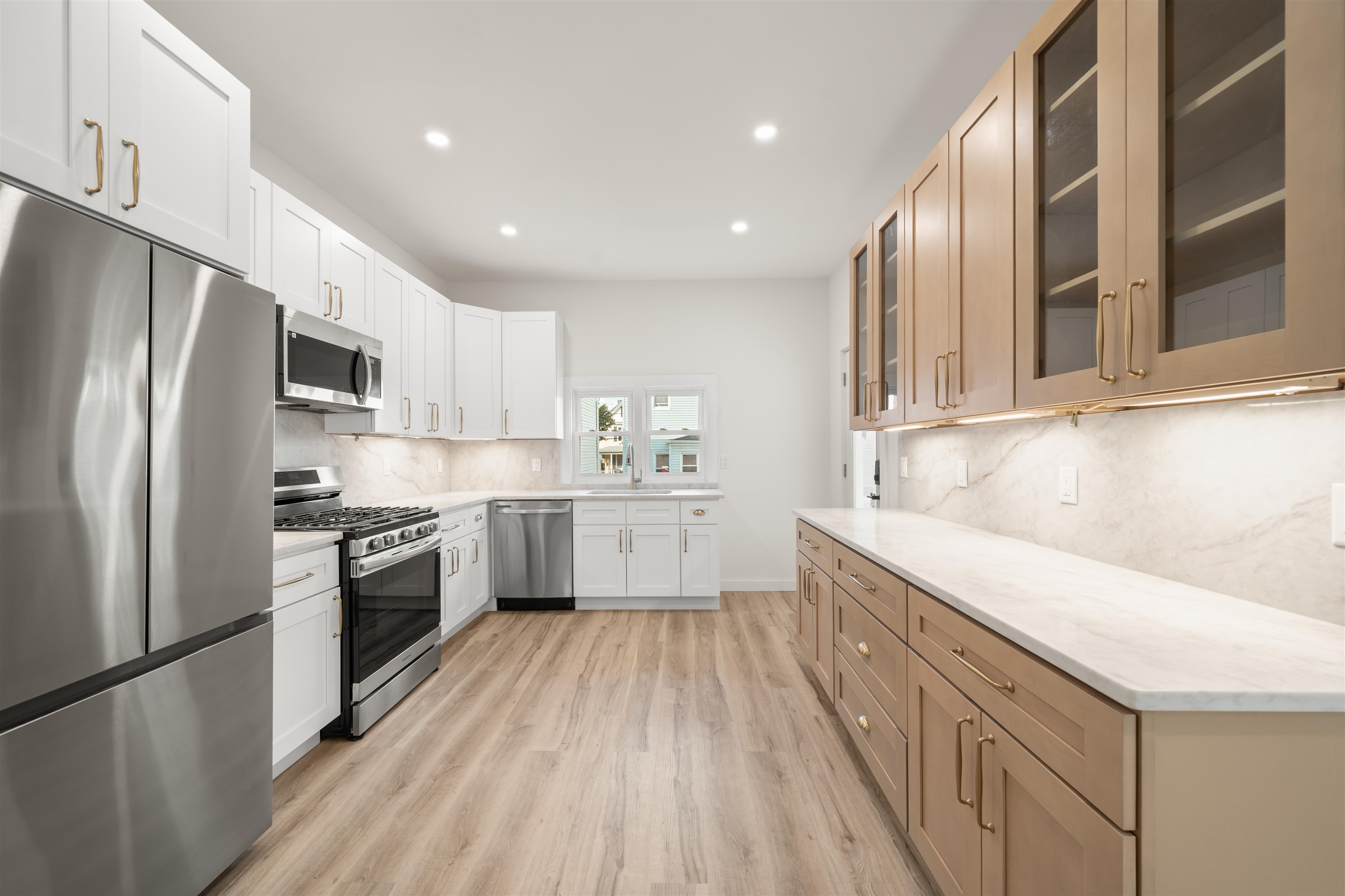 13 EAST 32ND ST - Photo 2