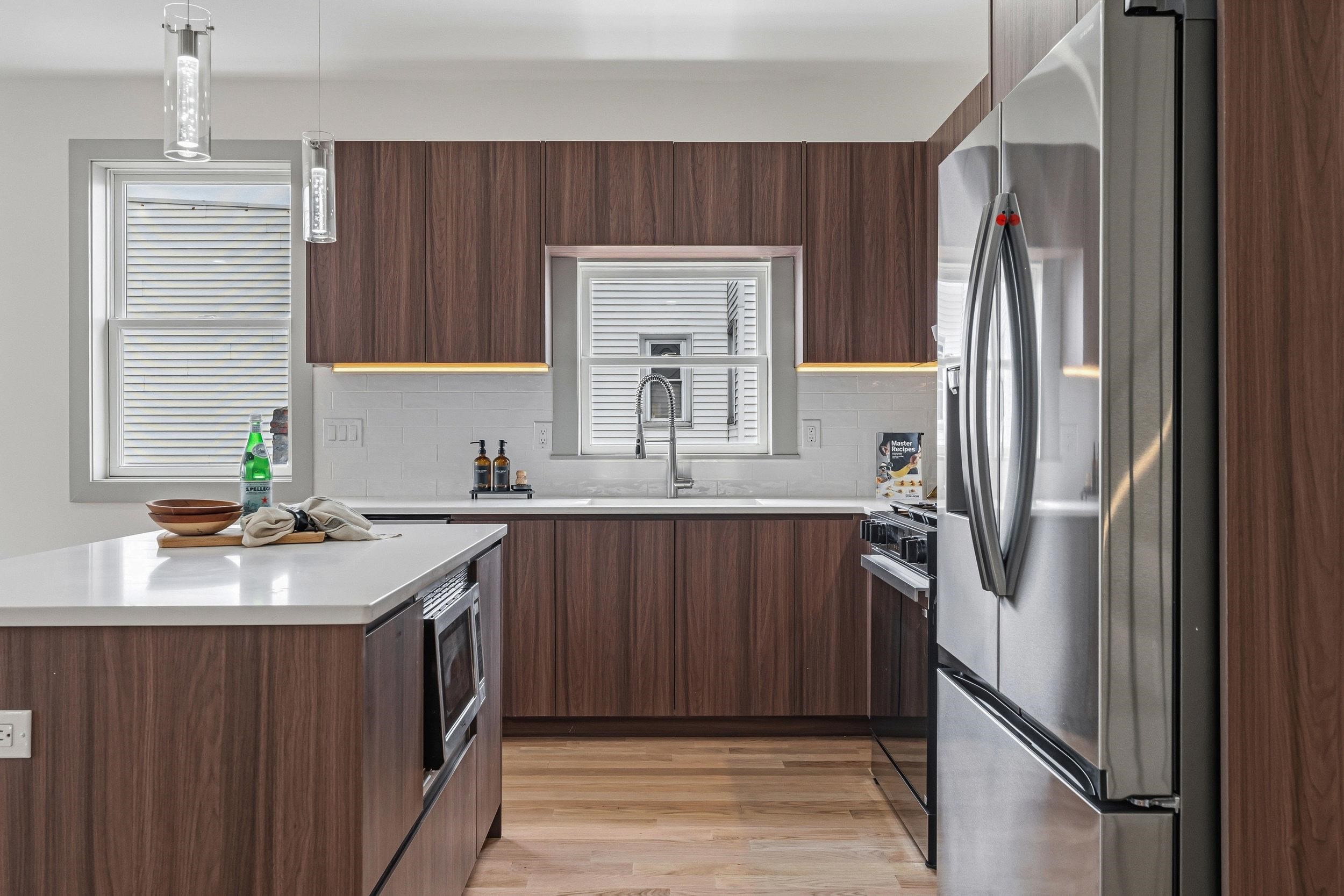 161 WOODLAWN AVE - Photo 3