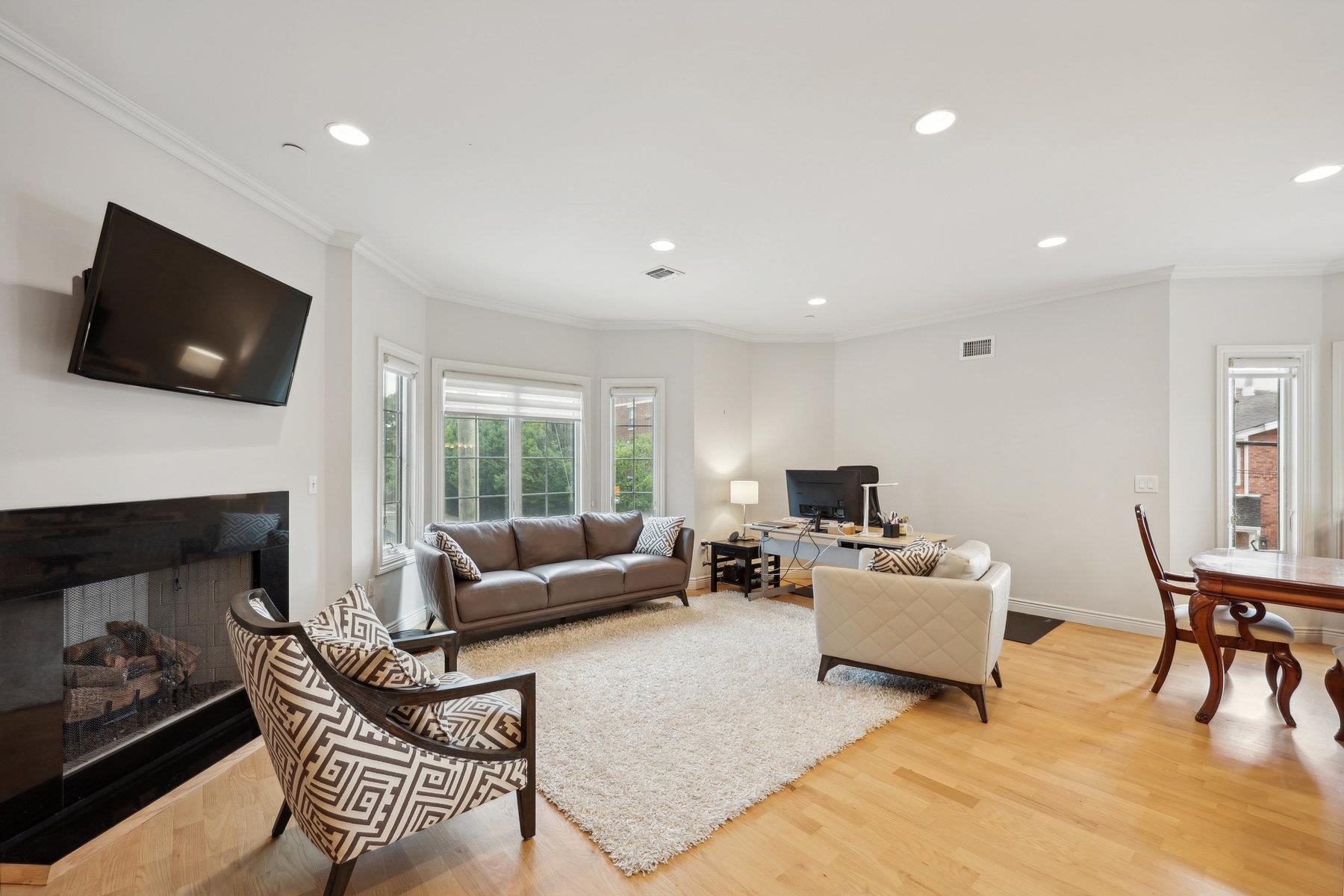 140 CEDAR ST - Photo 5