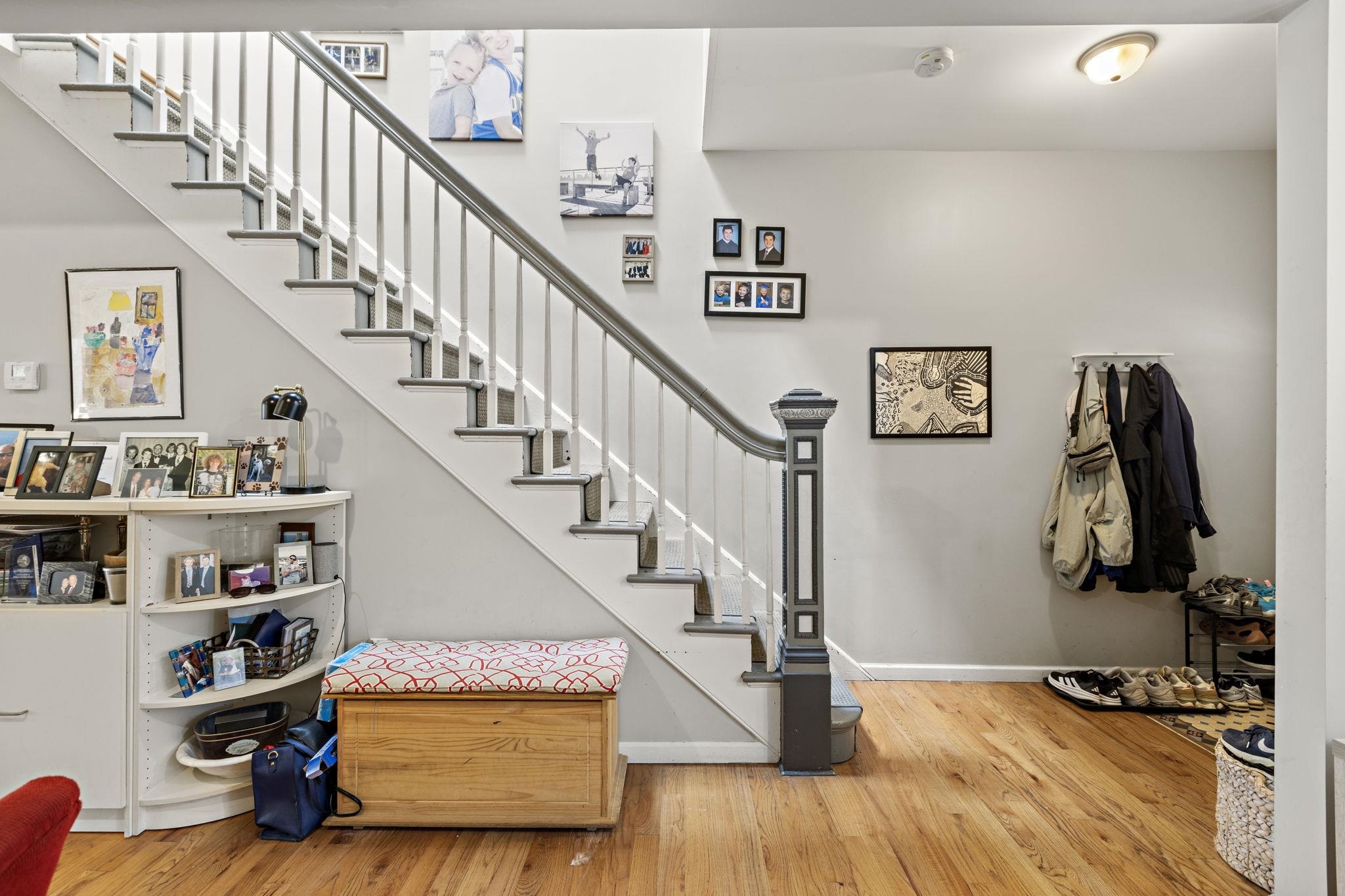 349 OGDEN AVE - Photo 5