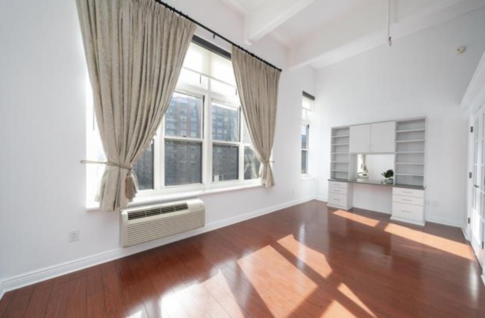 1500 WASHINGTON ST - Photo 2