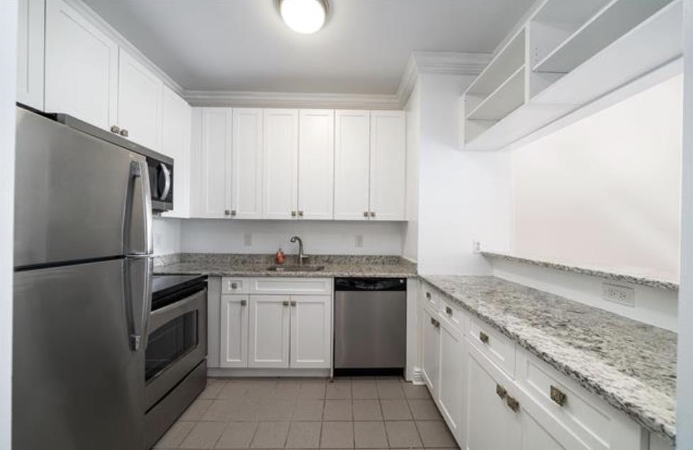 1500 WASHINGTON ST - Photo 3