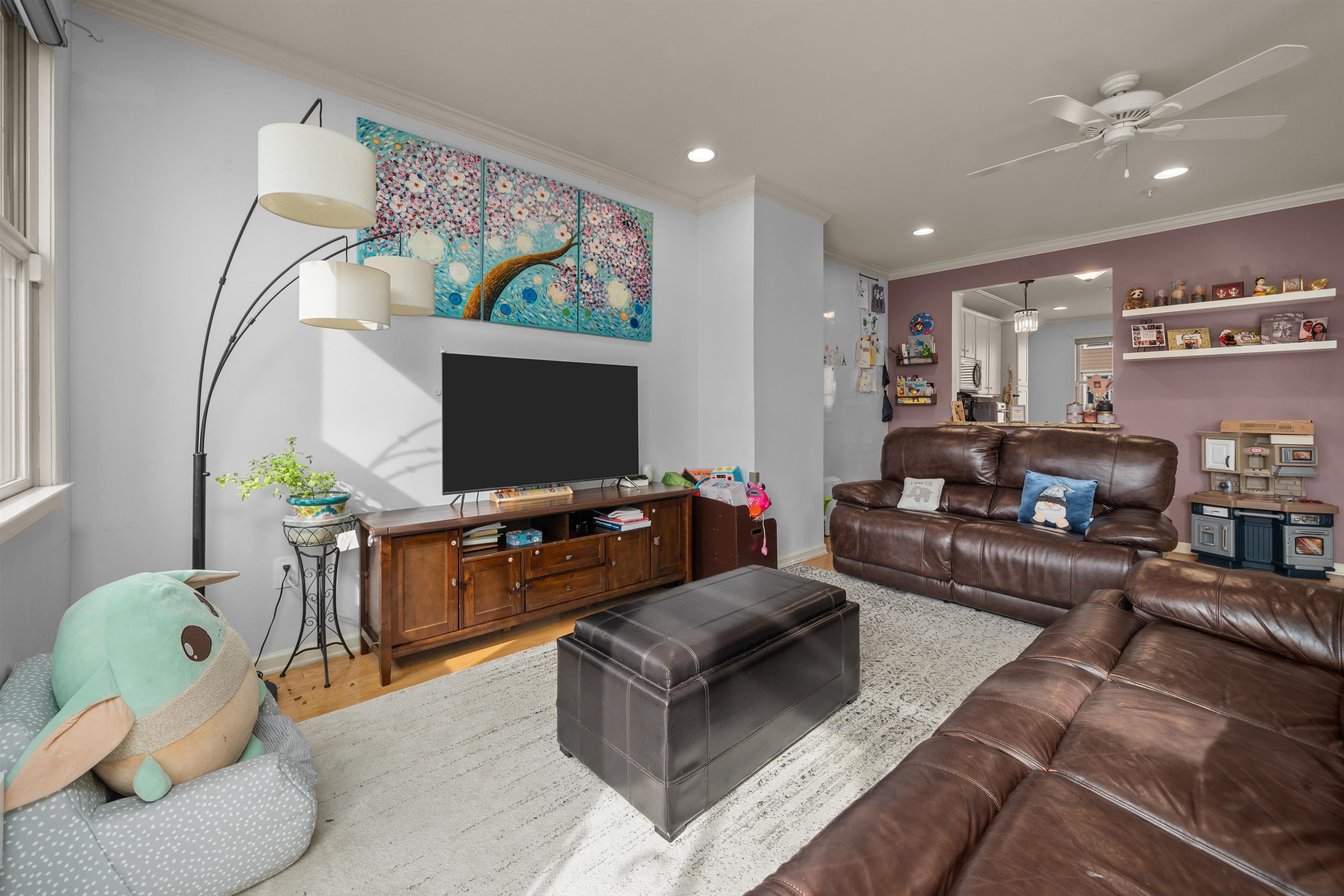 397 KINGSTON CT - Photo 2