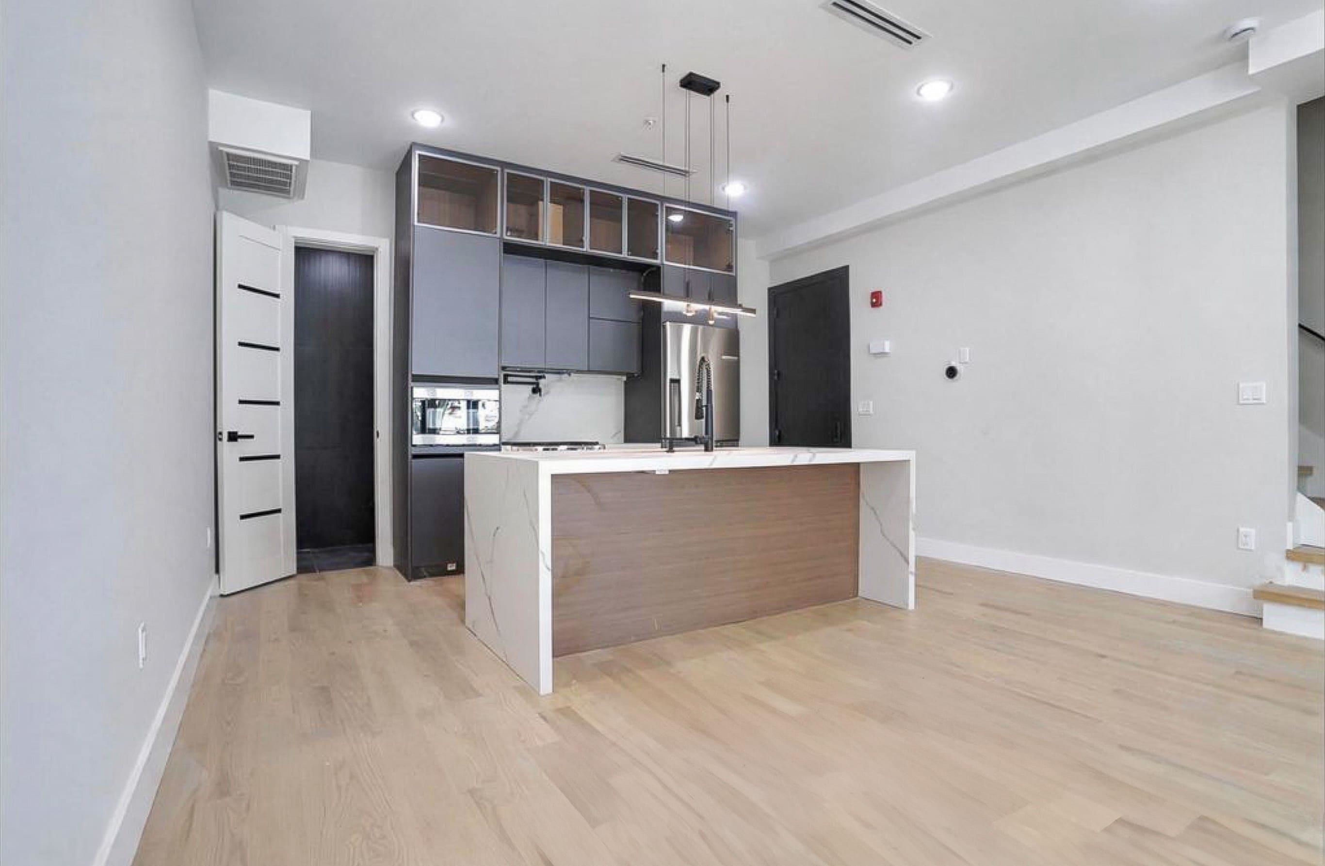 133 NORTH ST - Photo 3