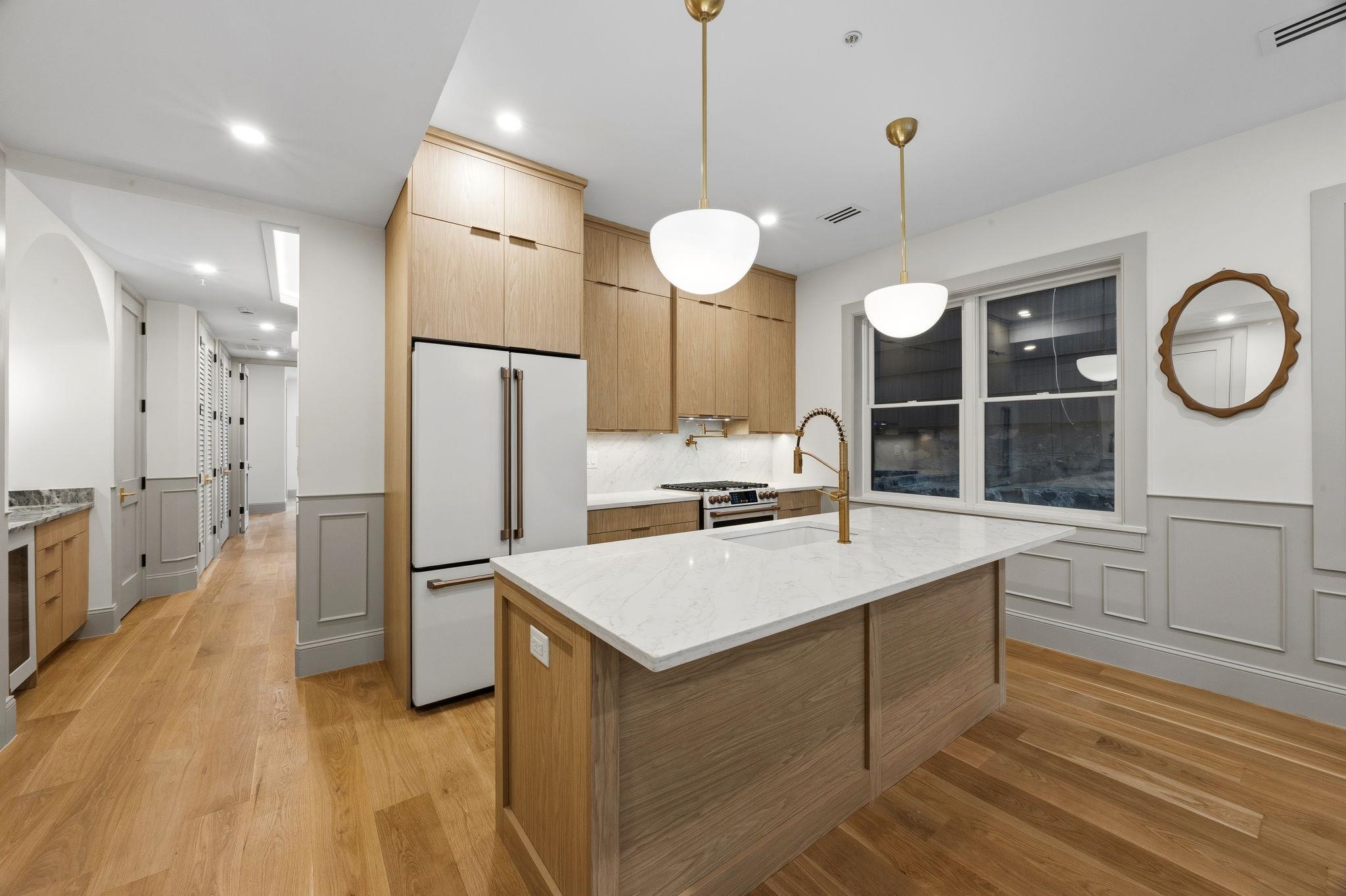 206 SHERMAN AVE - Photo 5