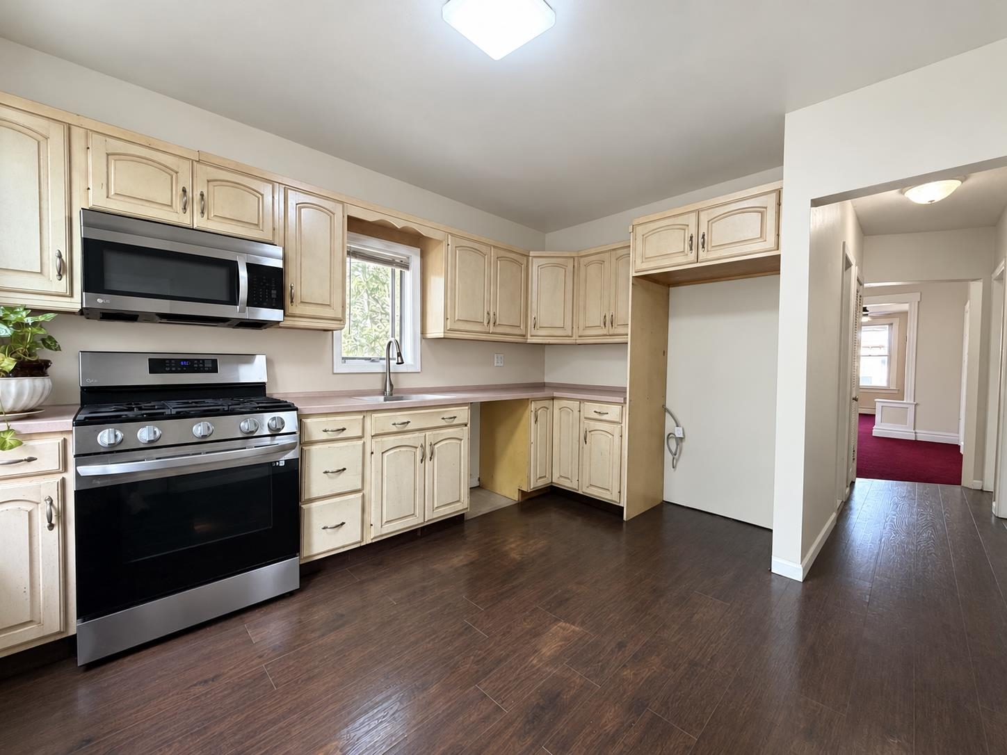 356 AVENUE A - Photo 2