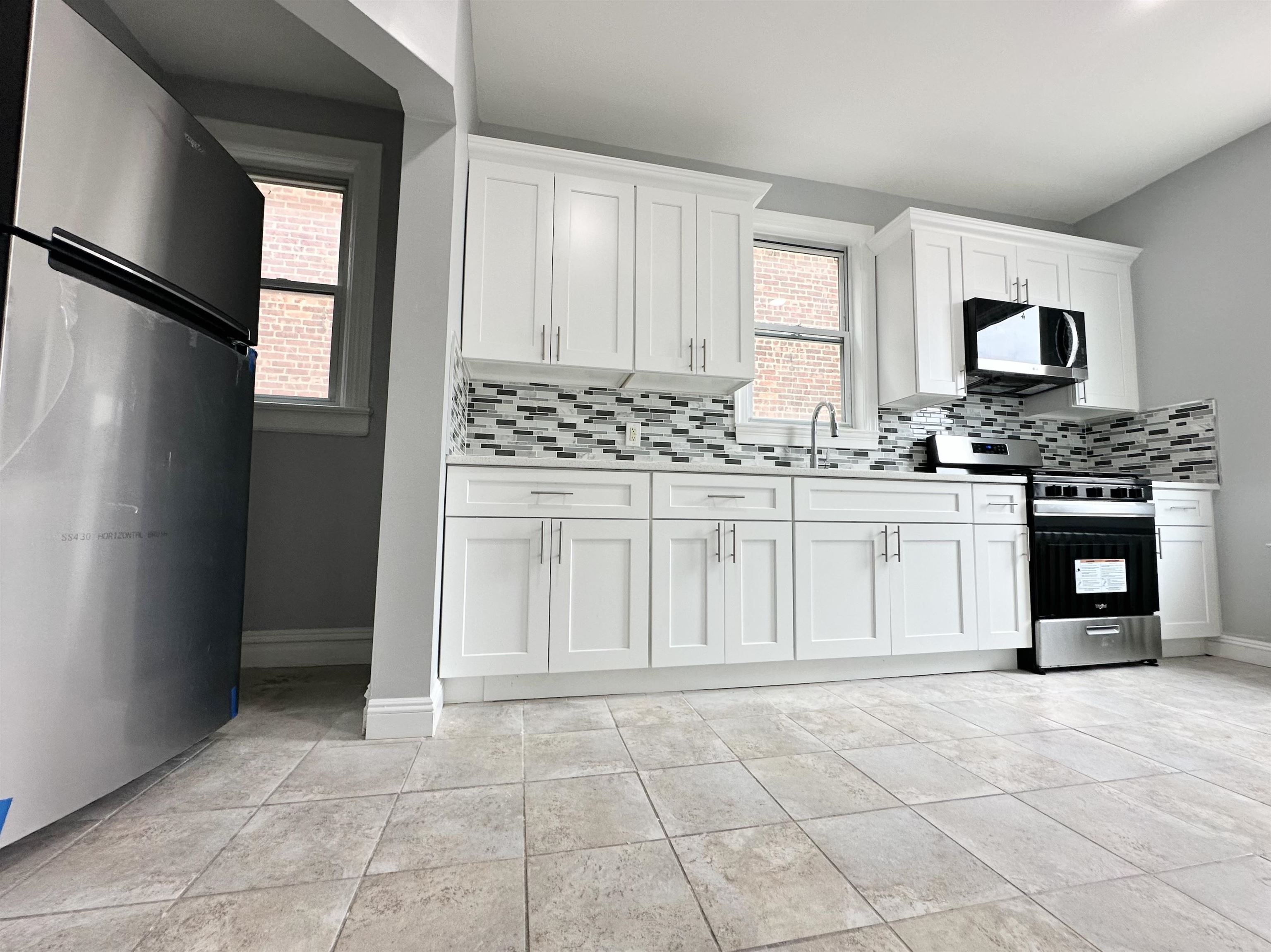 8609 2ND AVE - Photo 3