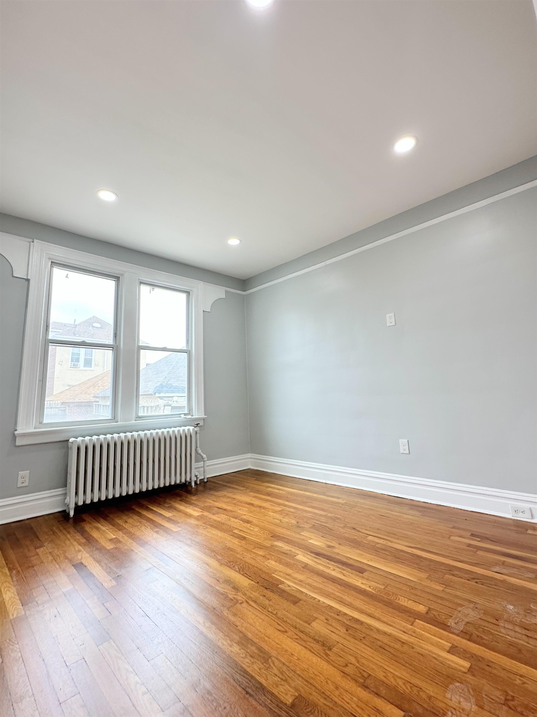8609 2ND AVE - Photo 5