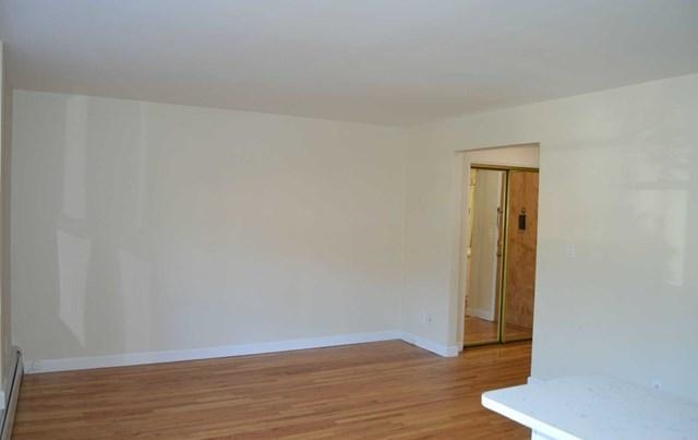 2200 CENTER AVE - Photo 4