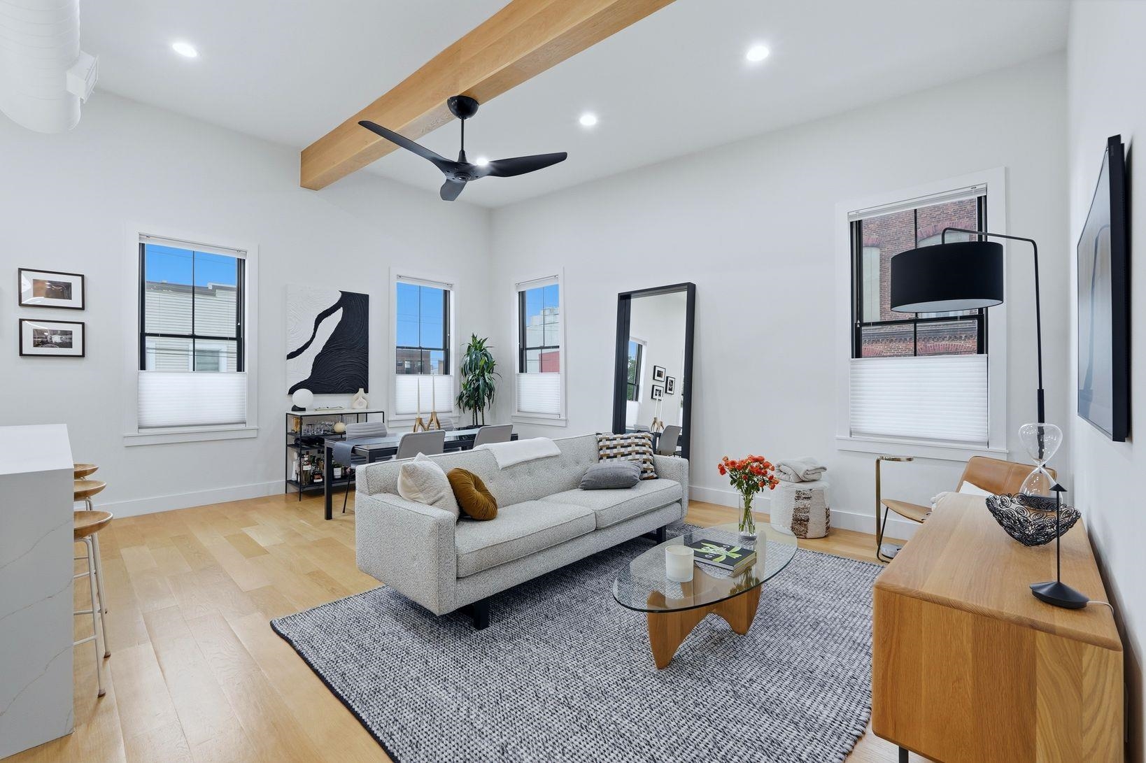 197 NEW YORK AVE - Photo 2