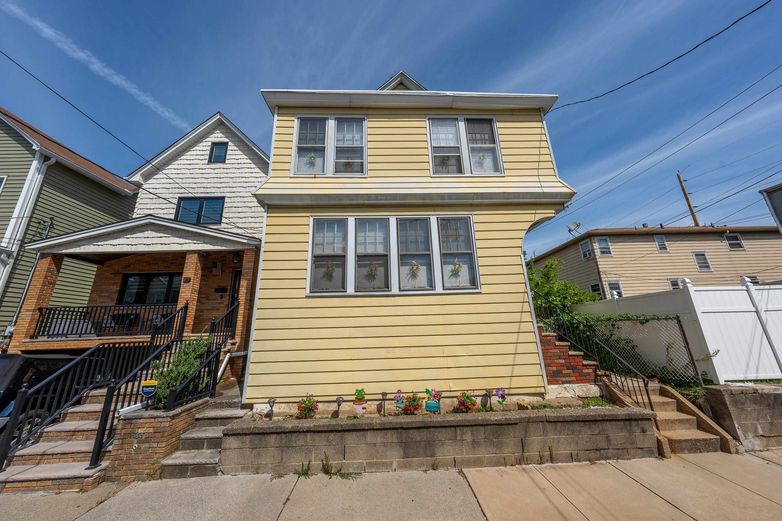 47 27TH ST - Photo 4