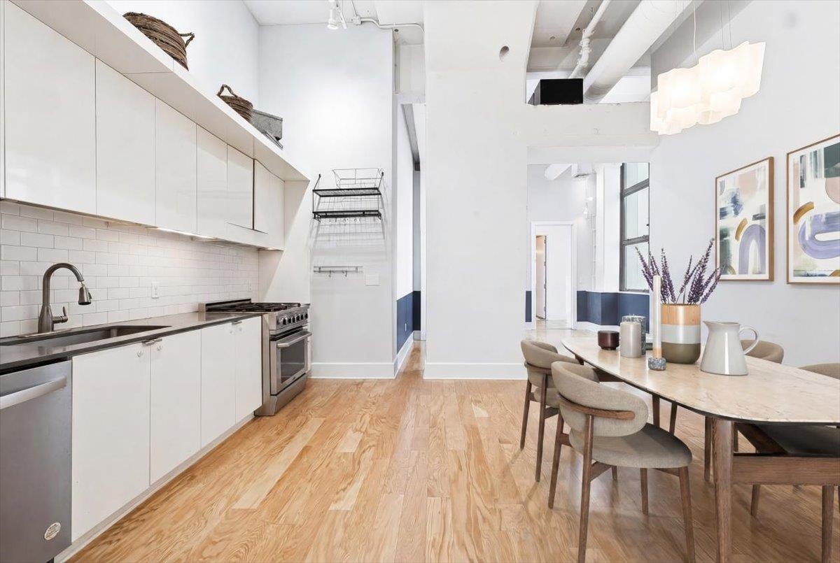 50 DEY ST - Photo 2