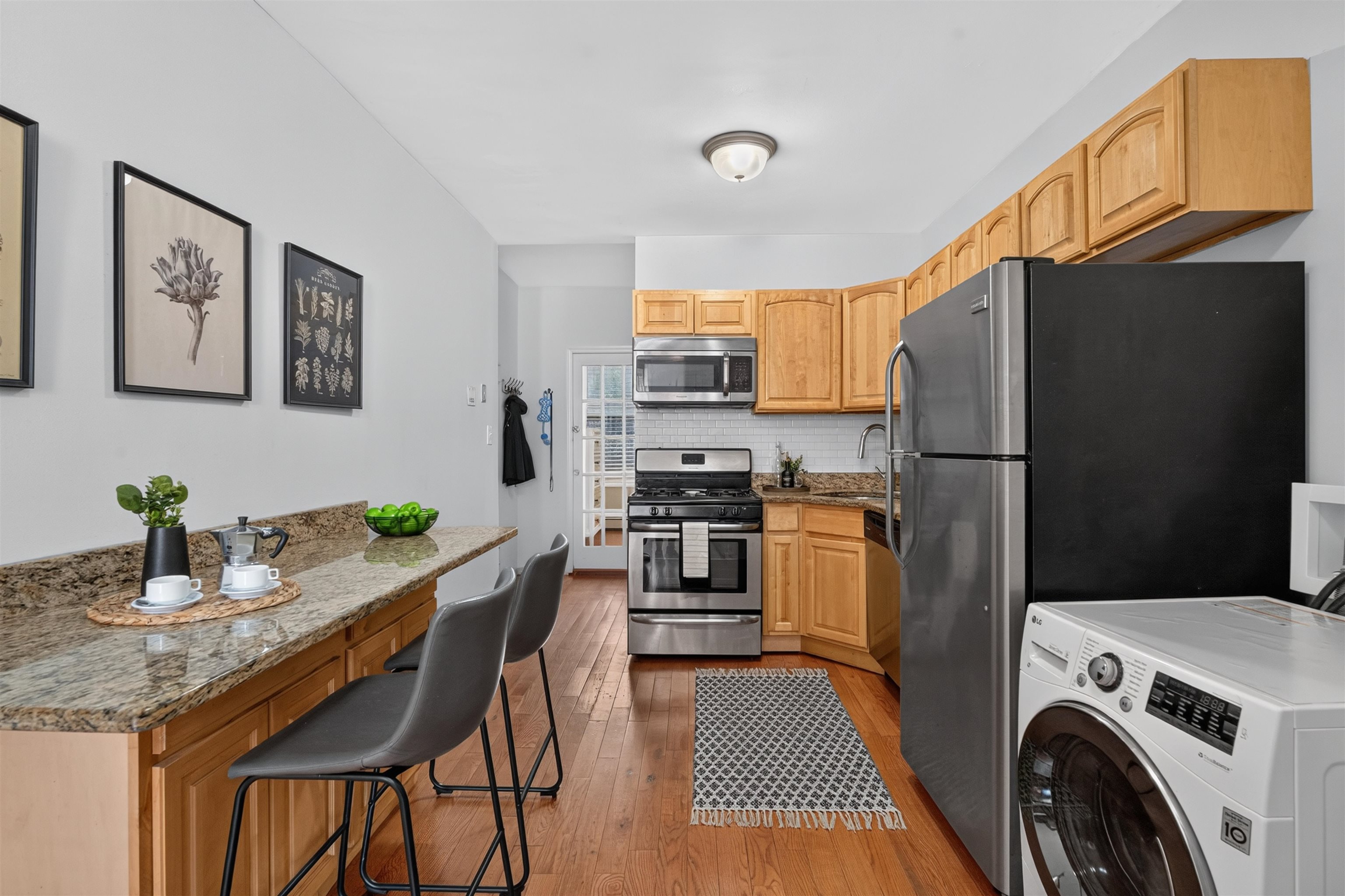 200 WAYNE ST - Photo 5
