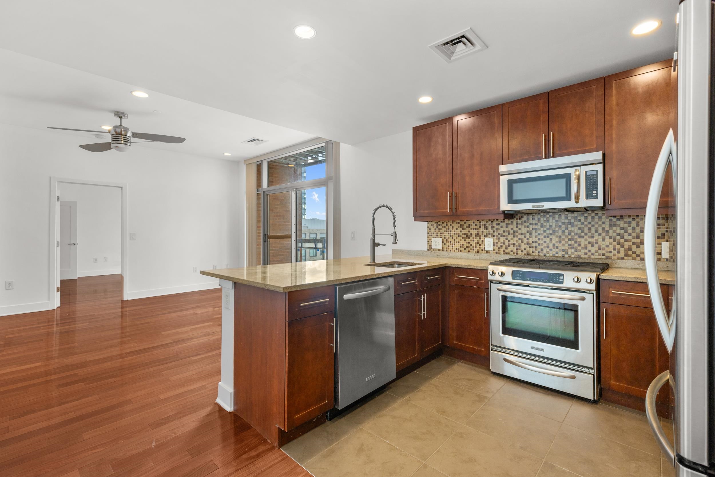 201 LUIS M MARIN BLVD - Photo 4