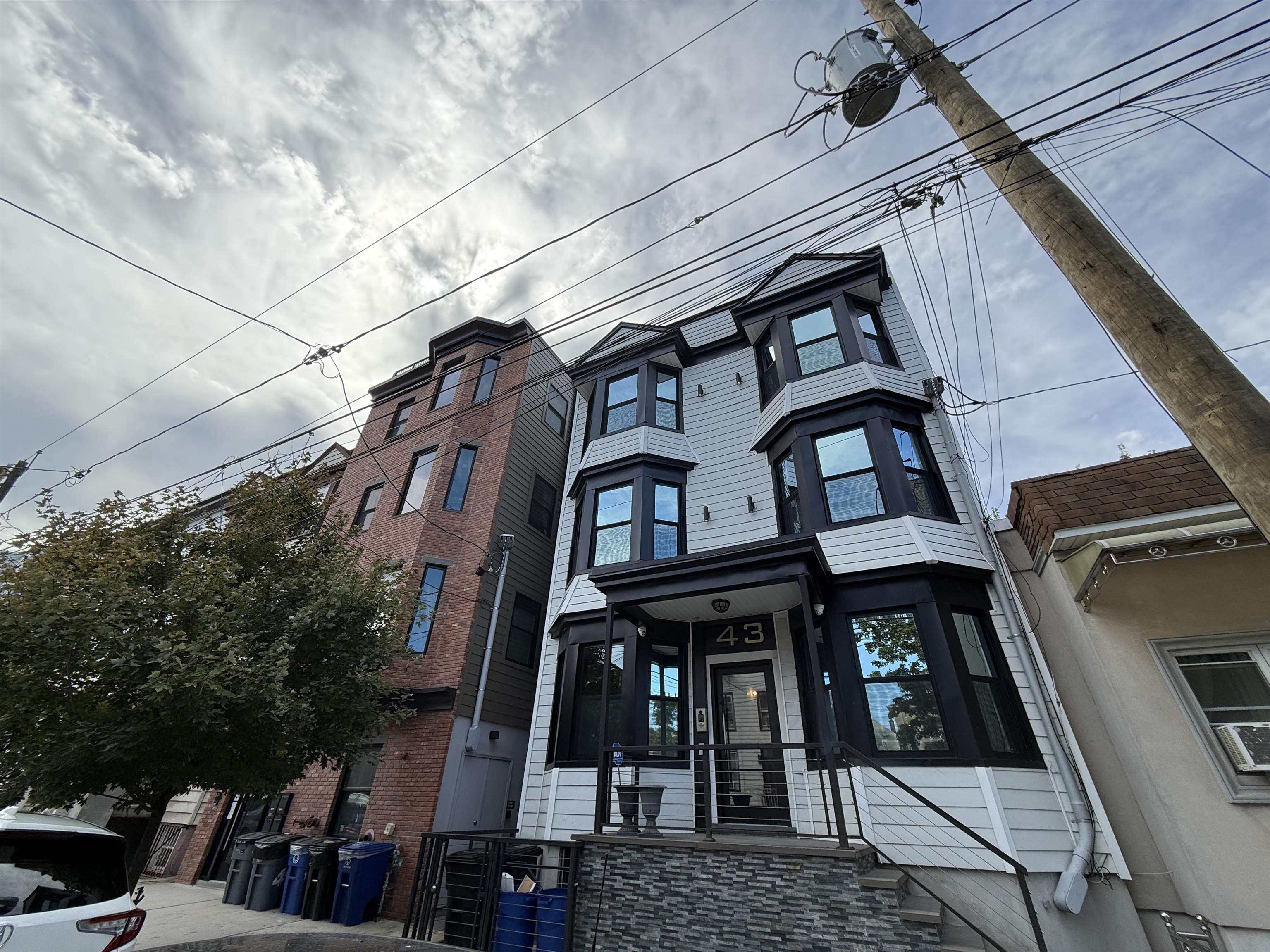 43 THORNE ST - Photo 4