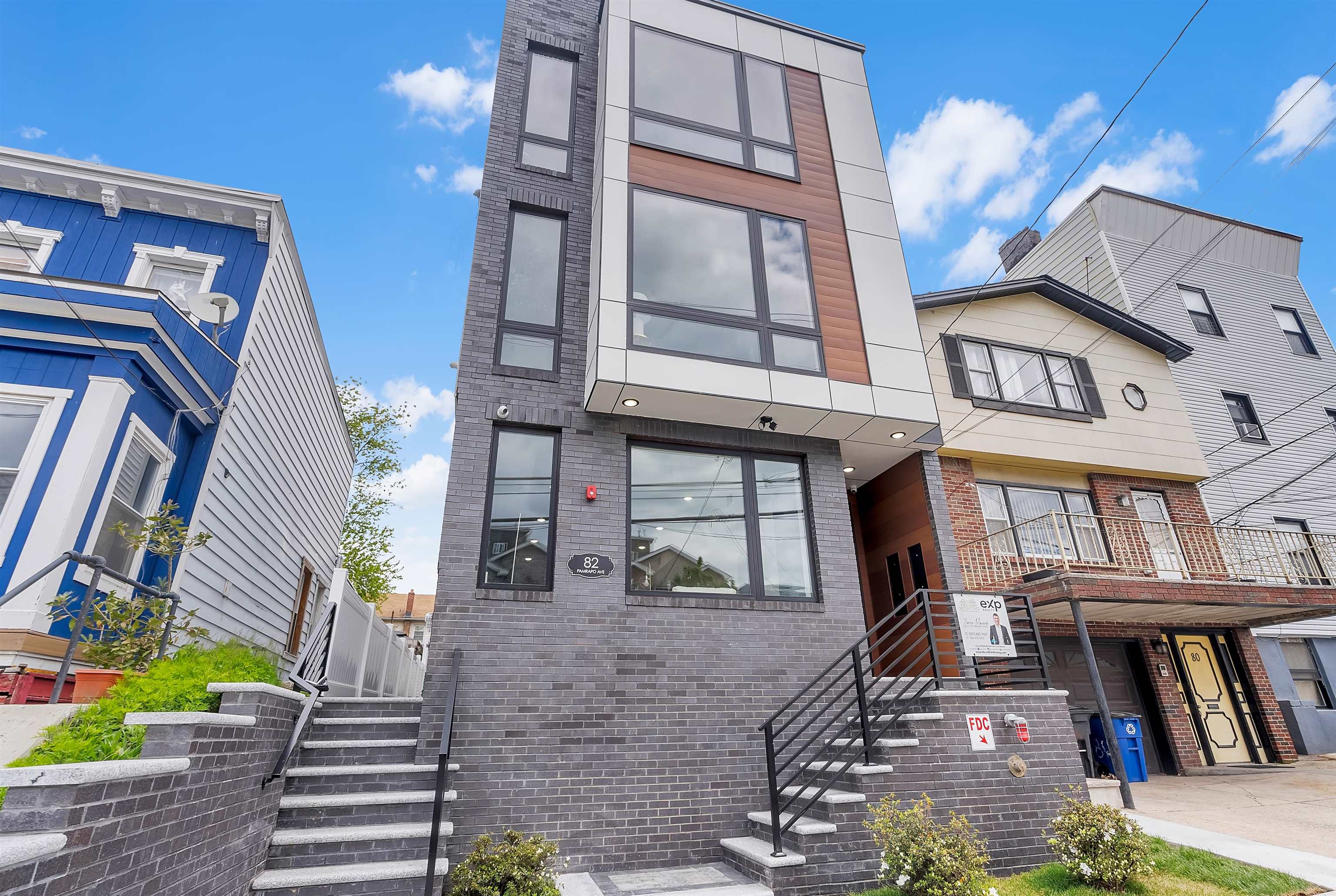 82 PAMRAPO AVE - Photo 5