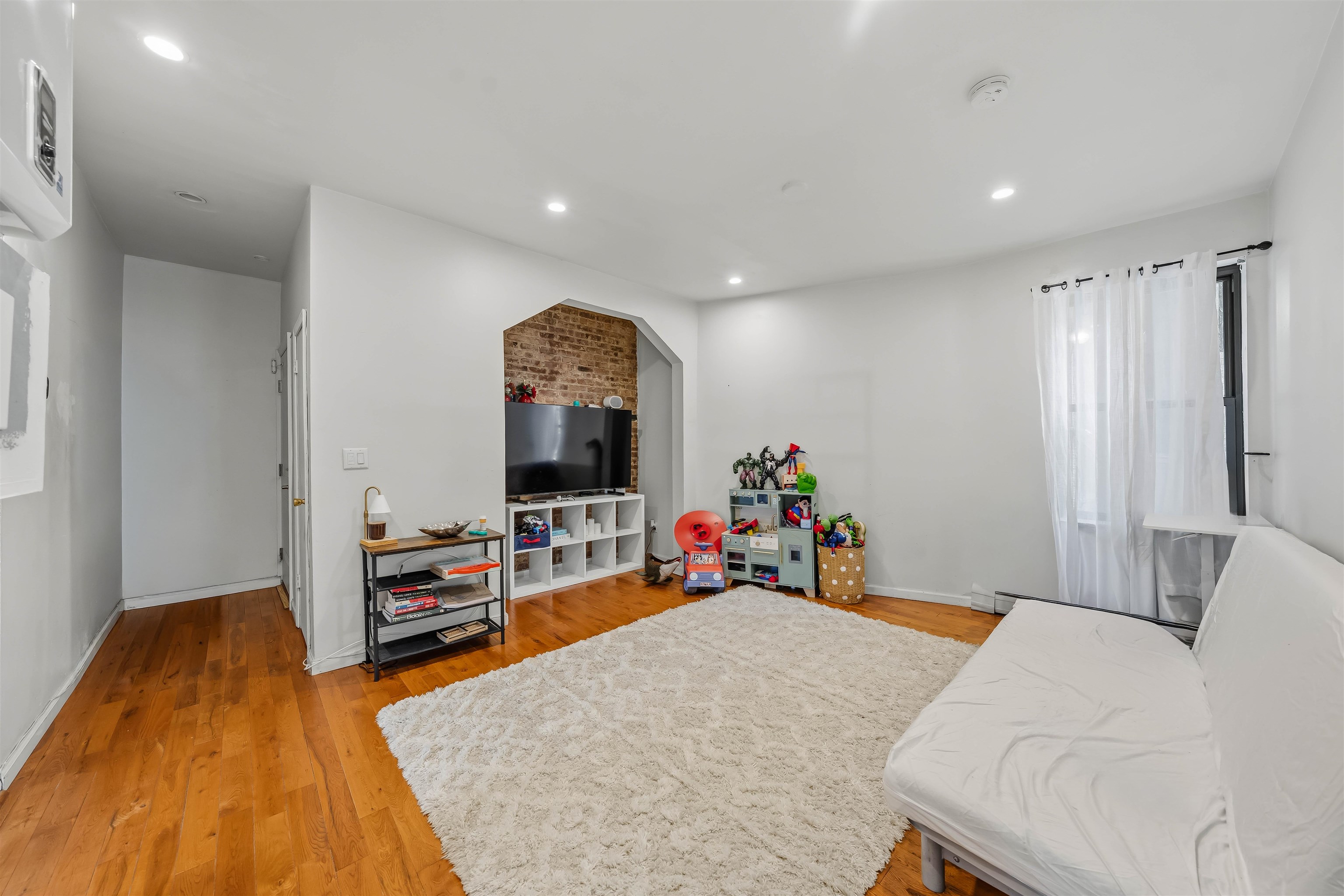 2700 KENNEDY BLVD - Photo 3