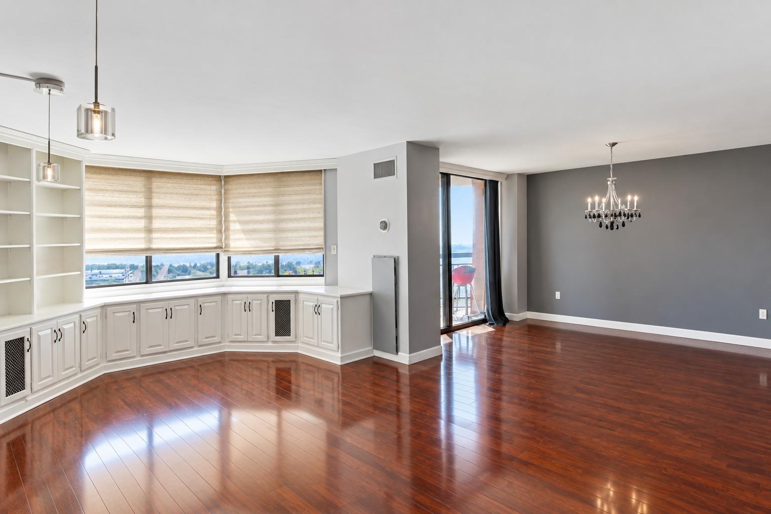 1328 HARMON COVE TOWER - Photo 2