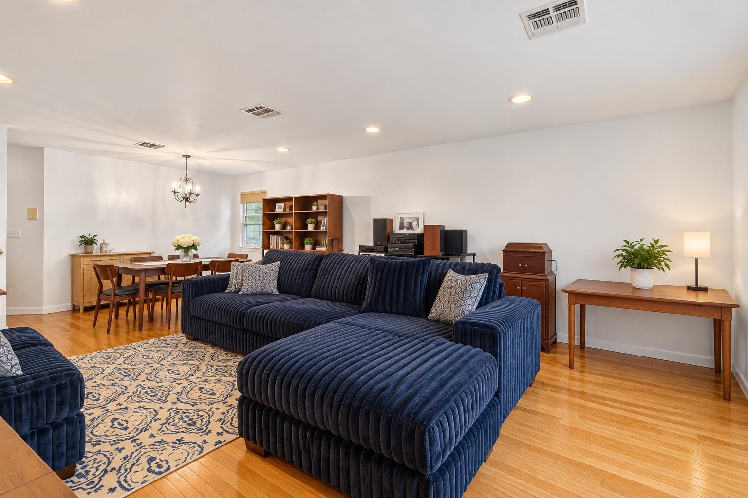 525 AVENUE A - Photo 4