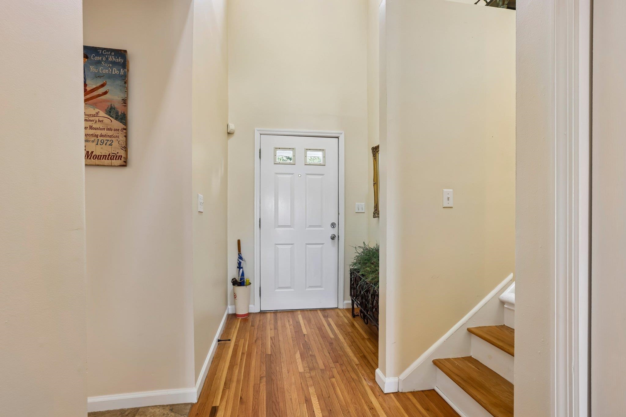 411 HEIGHTS DR - Photo 3