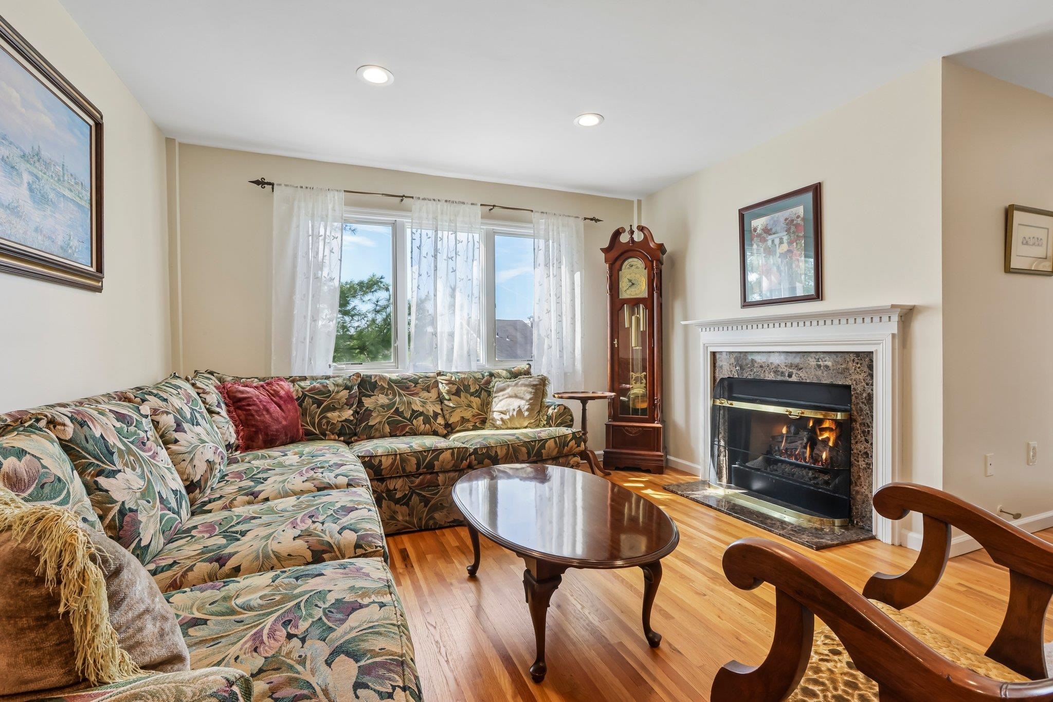411 HEIGHTS DR - Photo 5