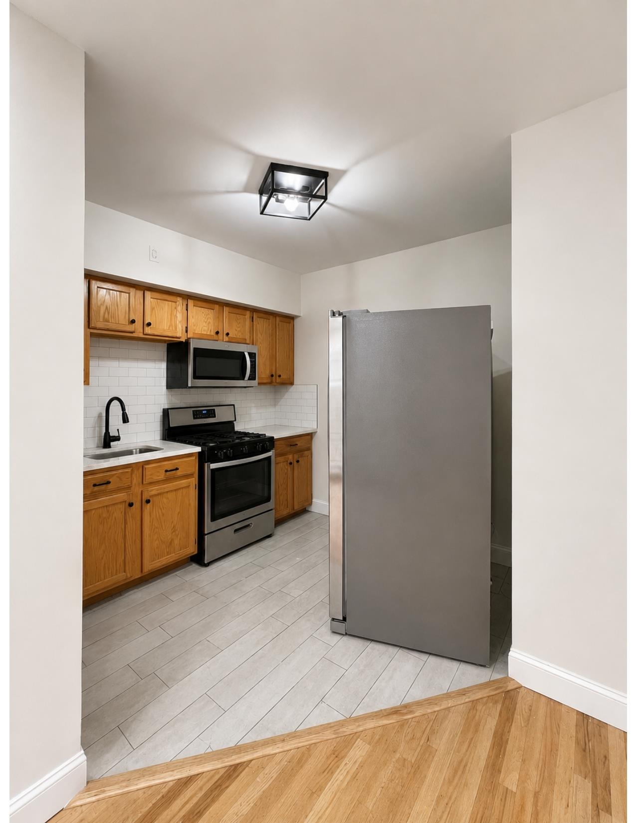 675 JORALEMON ST - Photo 2