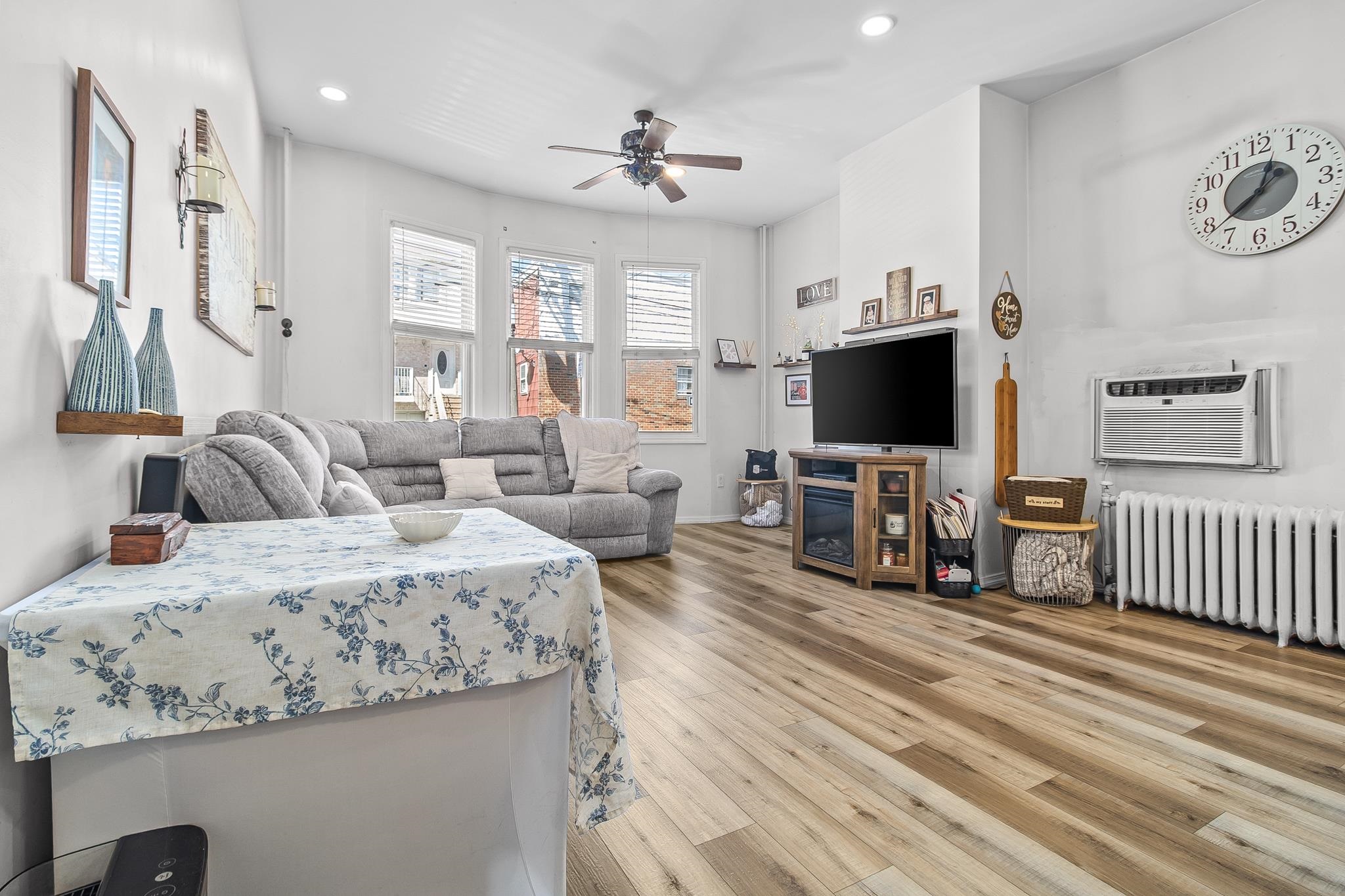 6722 JACKSON ST - Photo 4