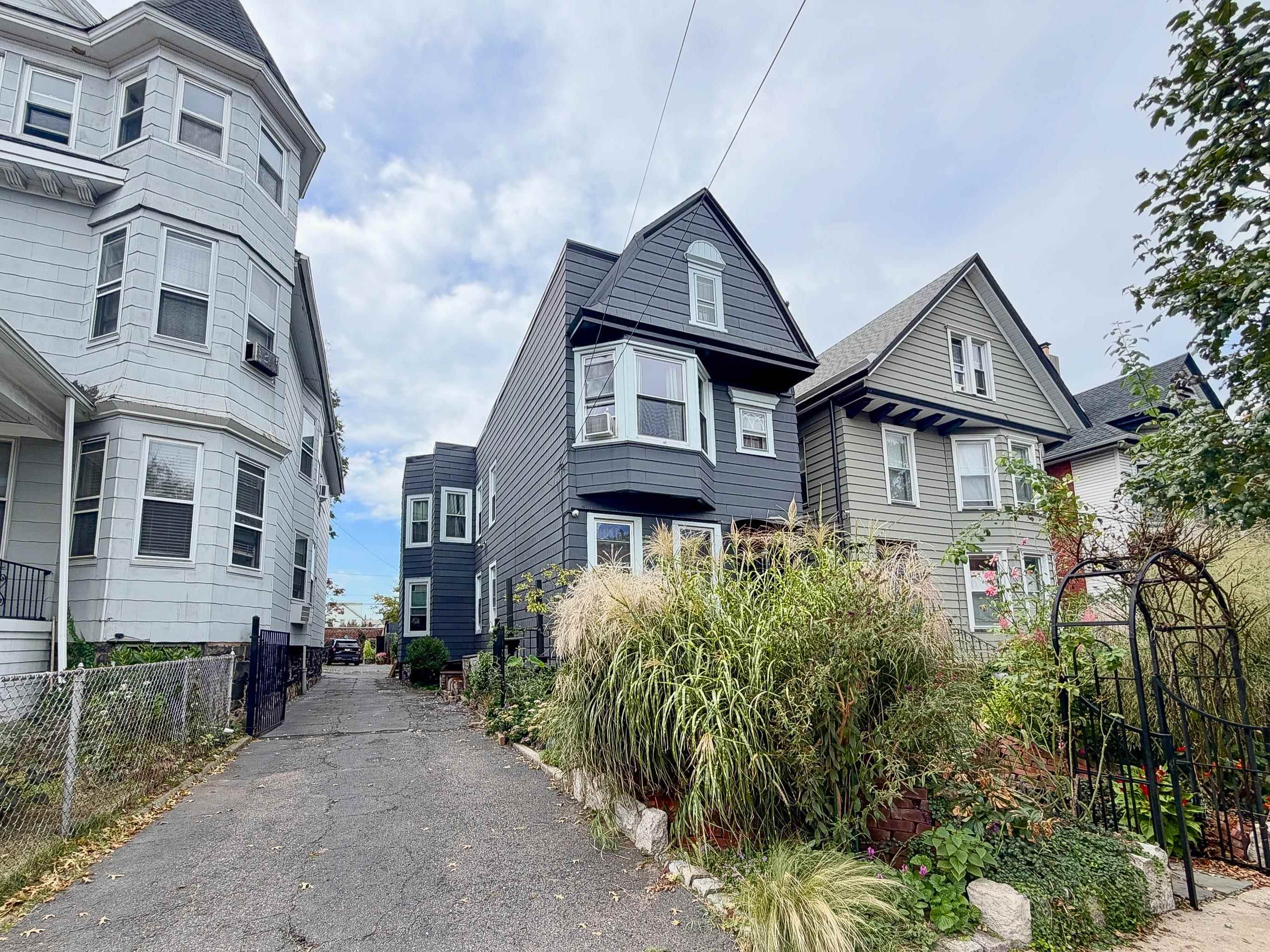 177 HARRISON AVE - Photo 2