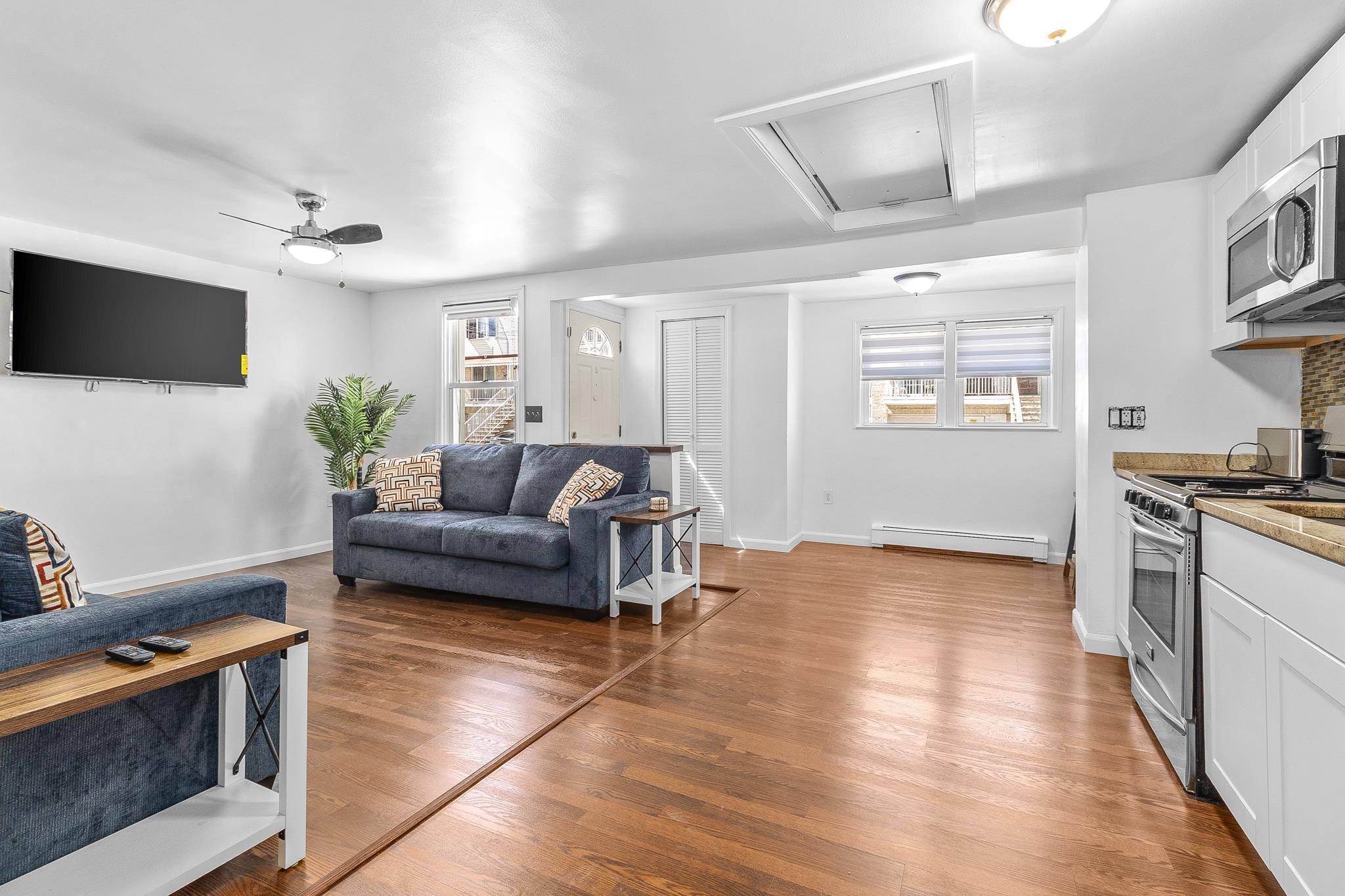6720 JACKSON ST - Photo 5