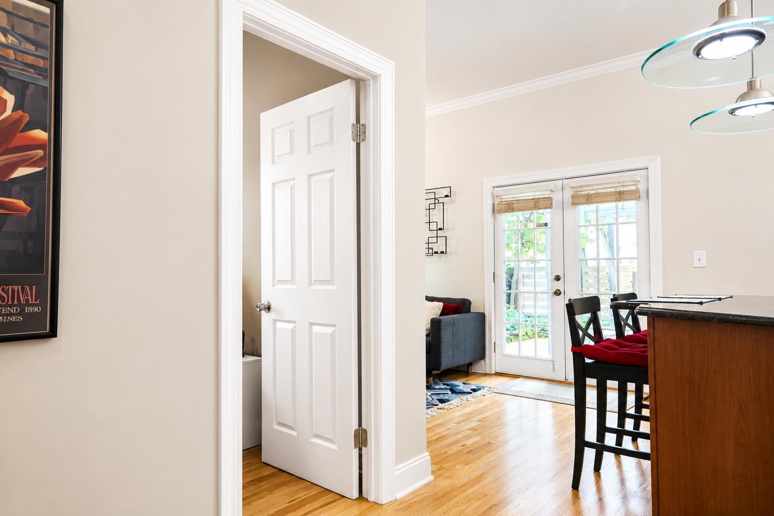 420 2ND ST - Photo 3