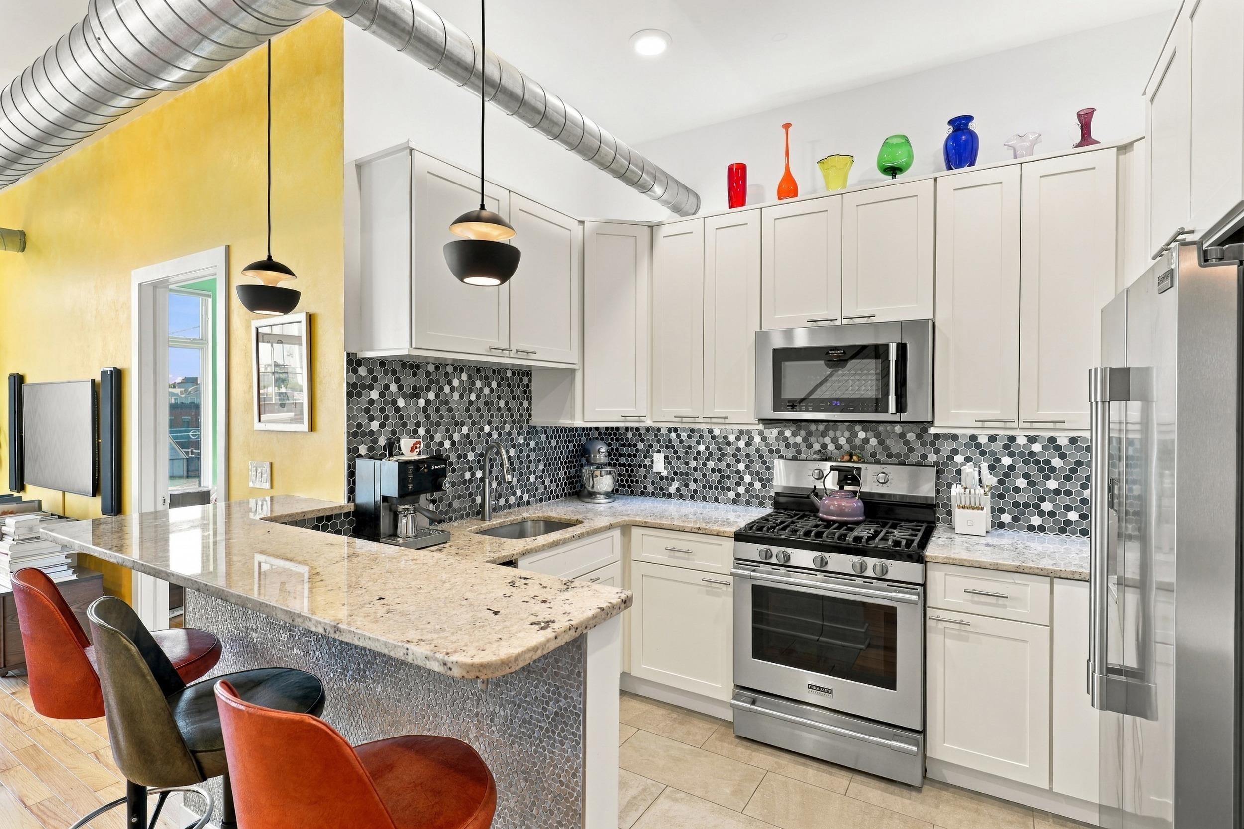 251 NEWARK AVE - Photo 3