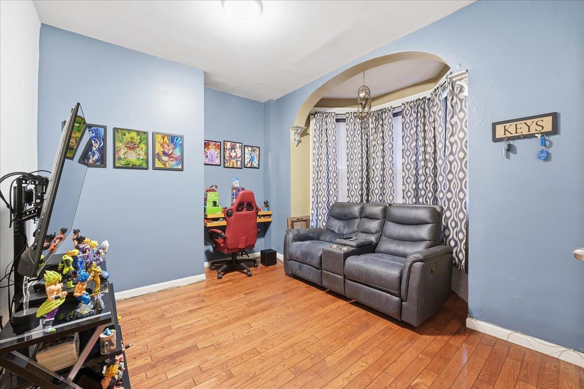 1612 WEST ST - Photo 5