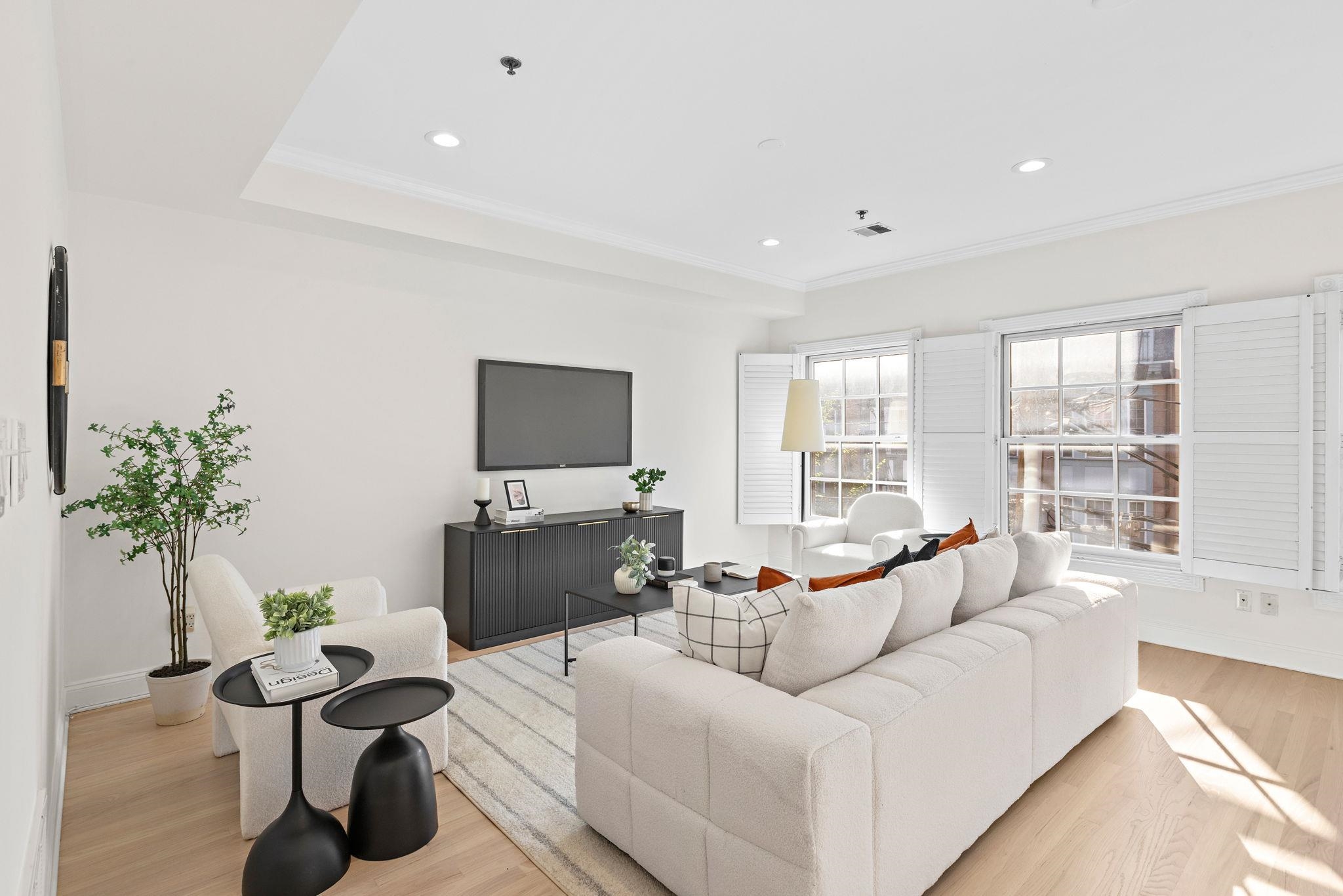 71 JEFFERSON ST - Photo 4