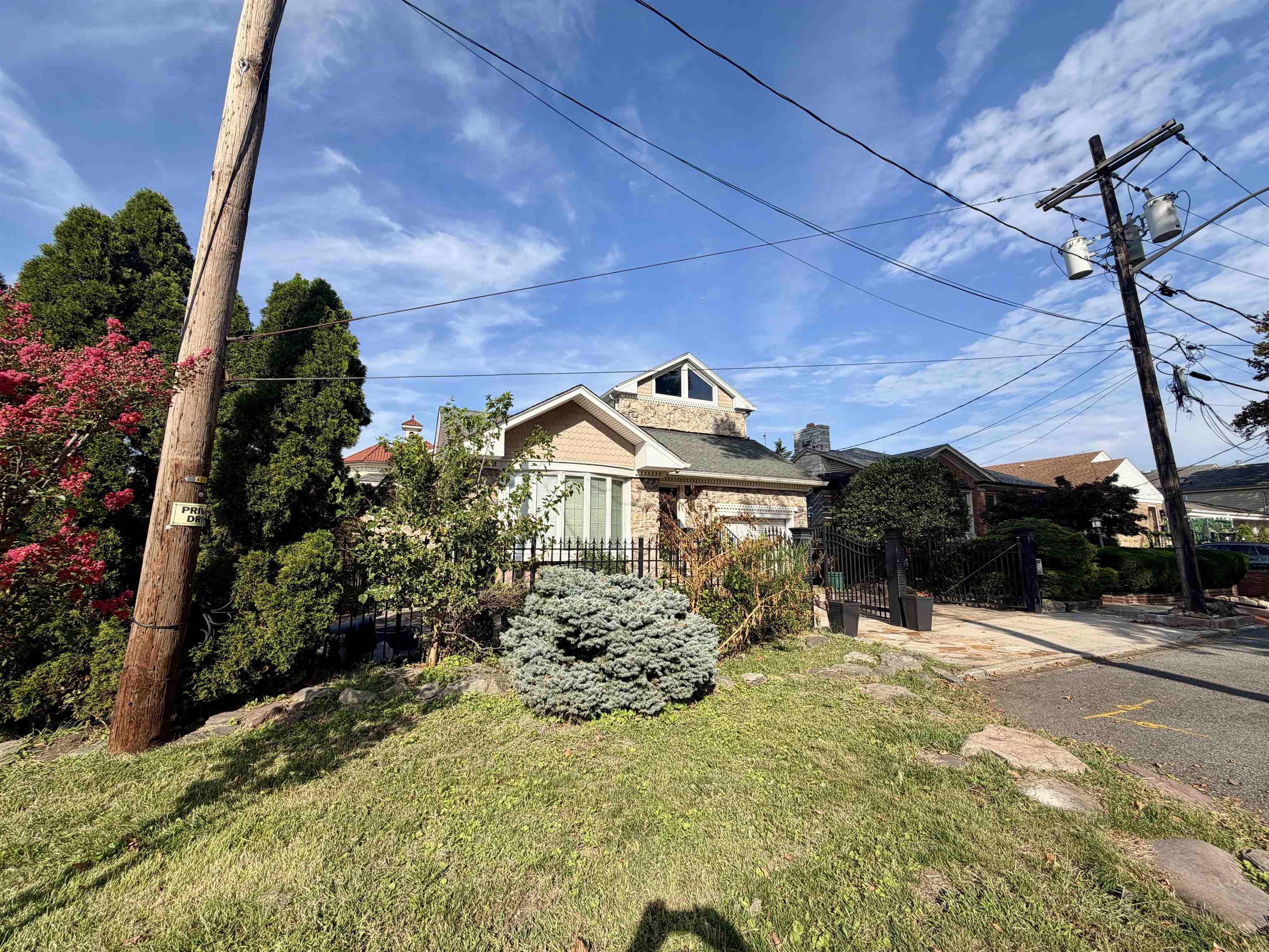 33 ROOSEVELT TERRACE - Photo 5