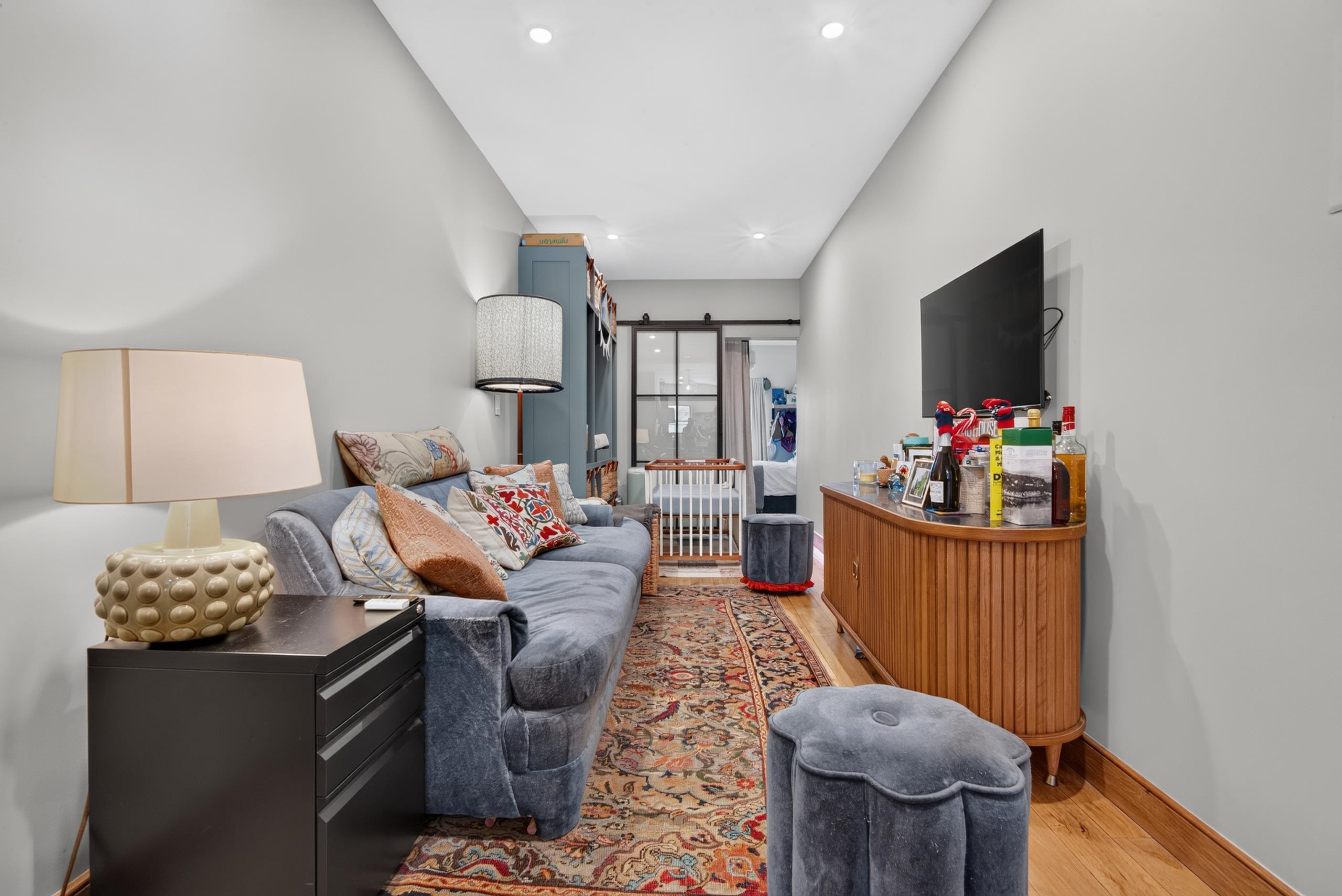 227 MONROE ST - Photo 3