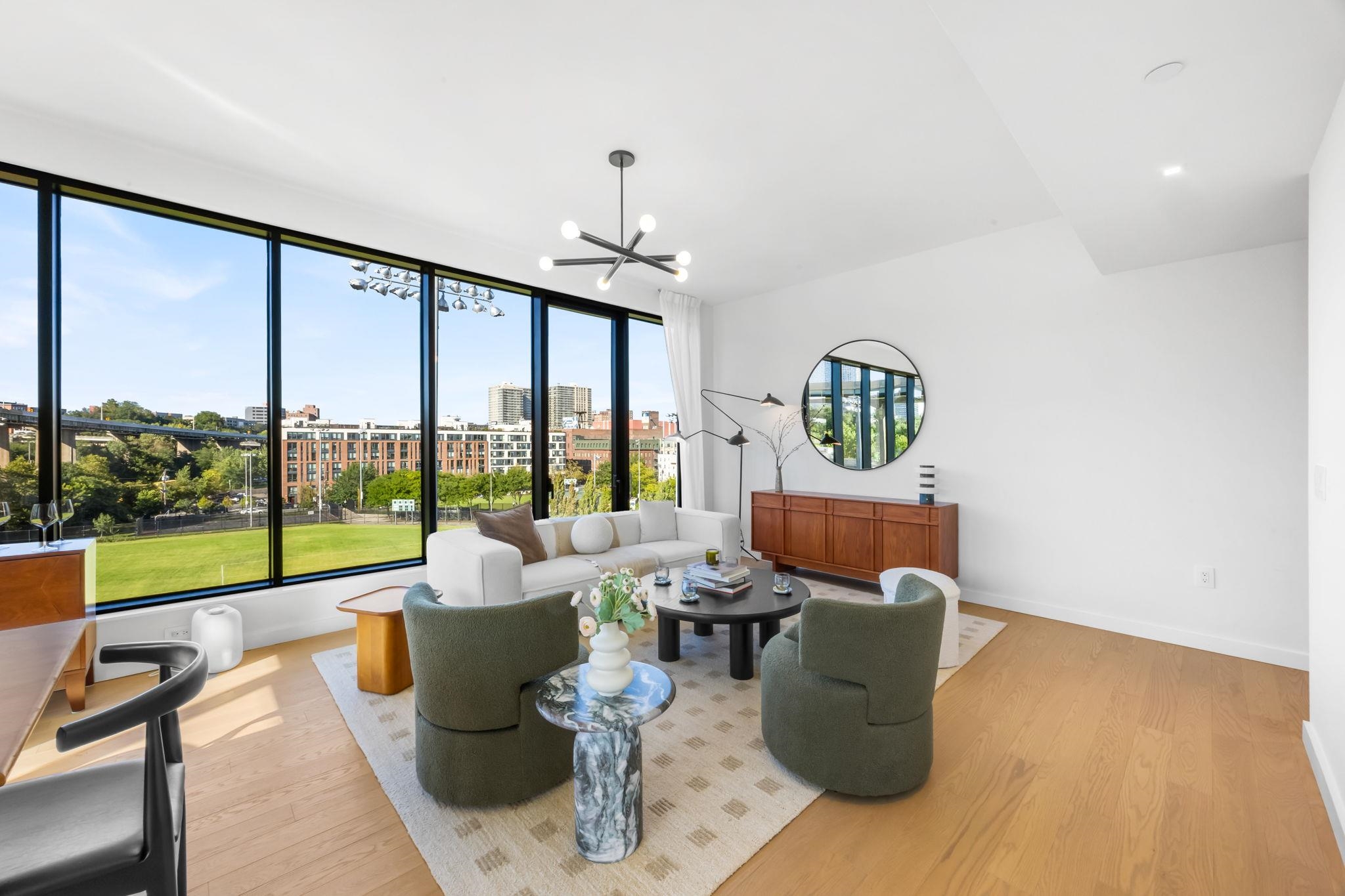 387 8TH ST - Photo 3