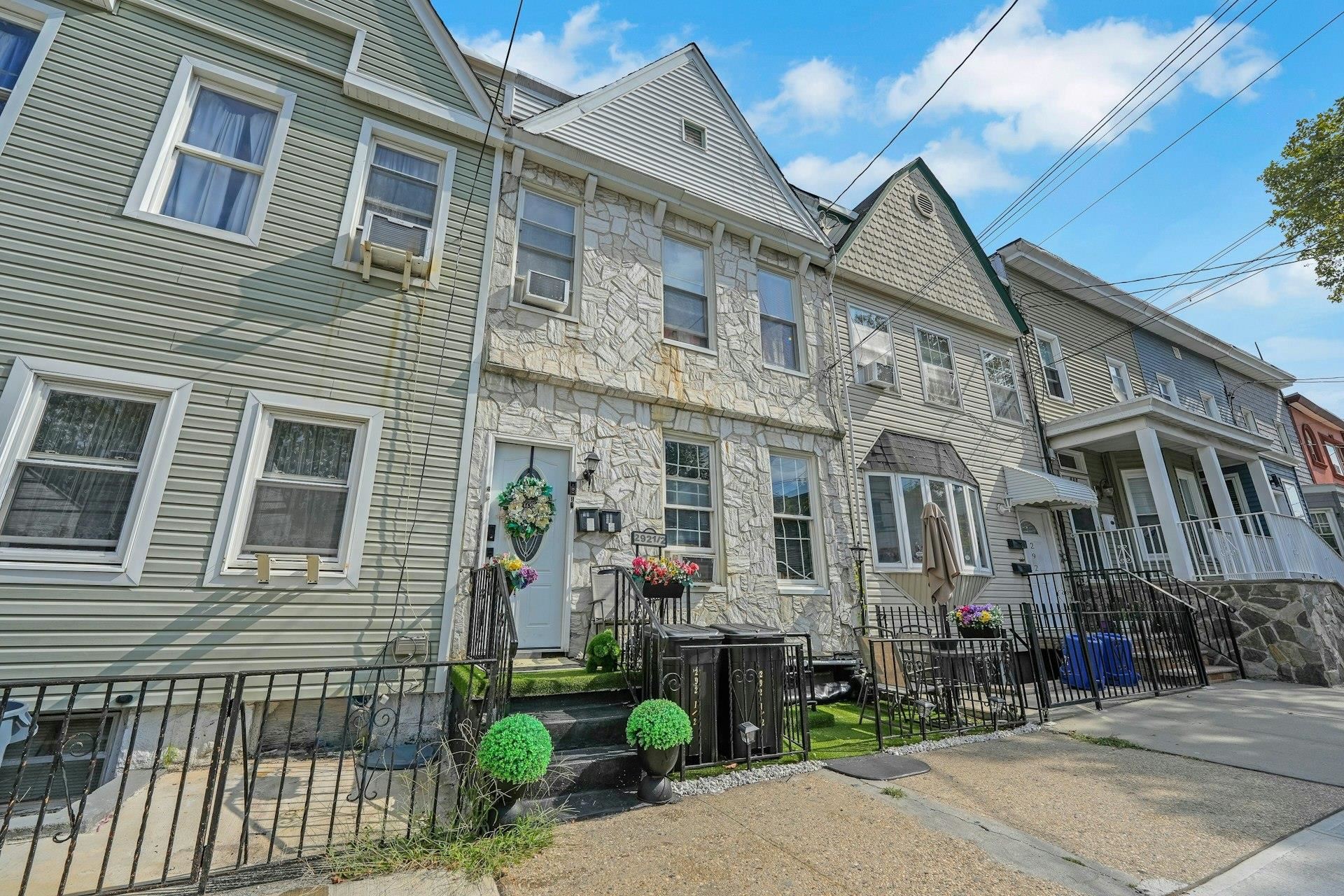 292A VIRGINIA AVE - Photo 3