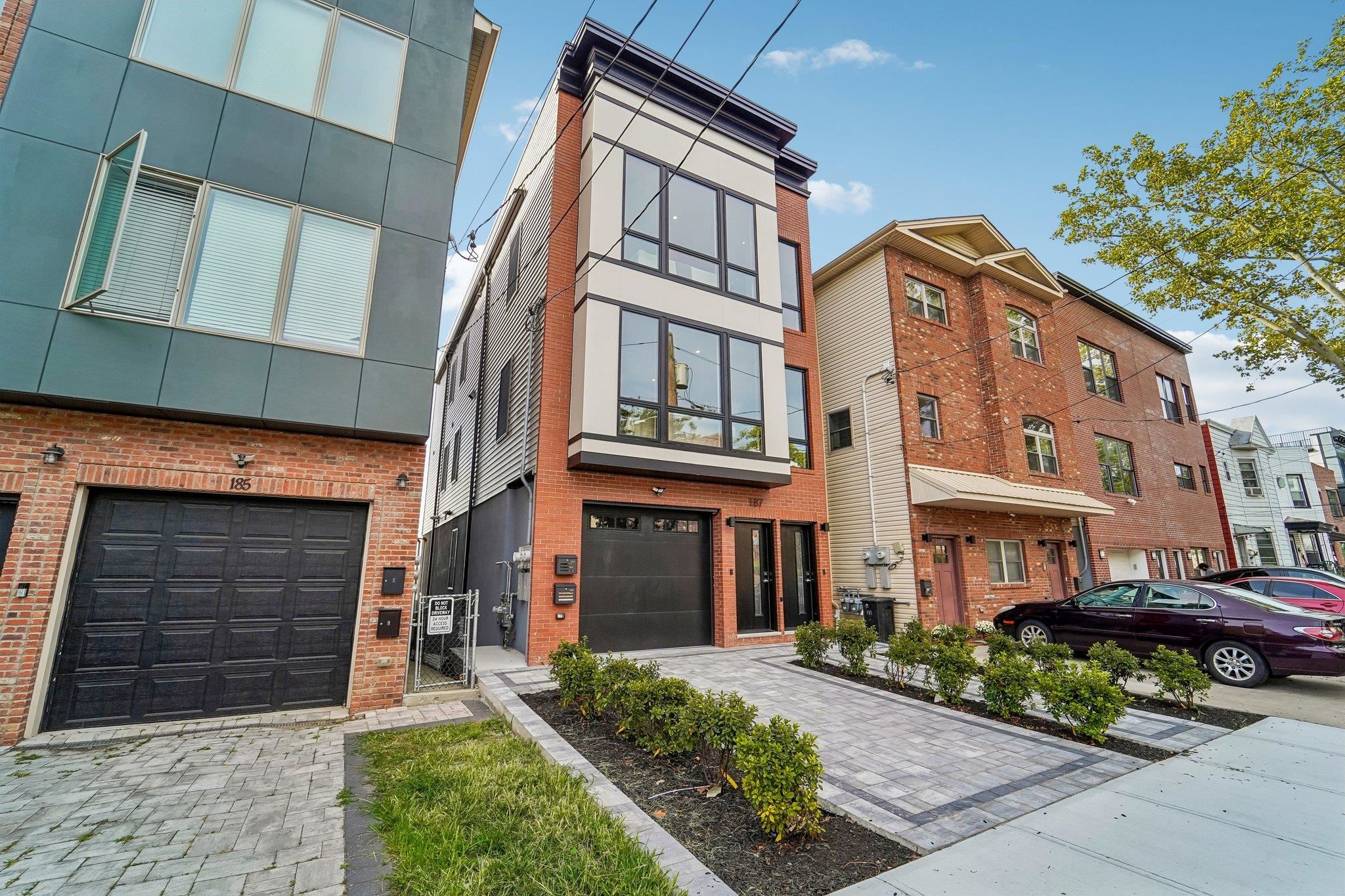 187 COLUMBIA AVE - Photo 4