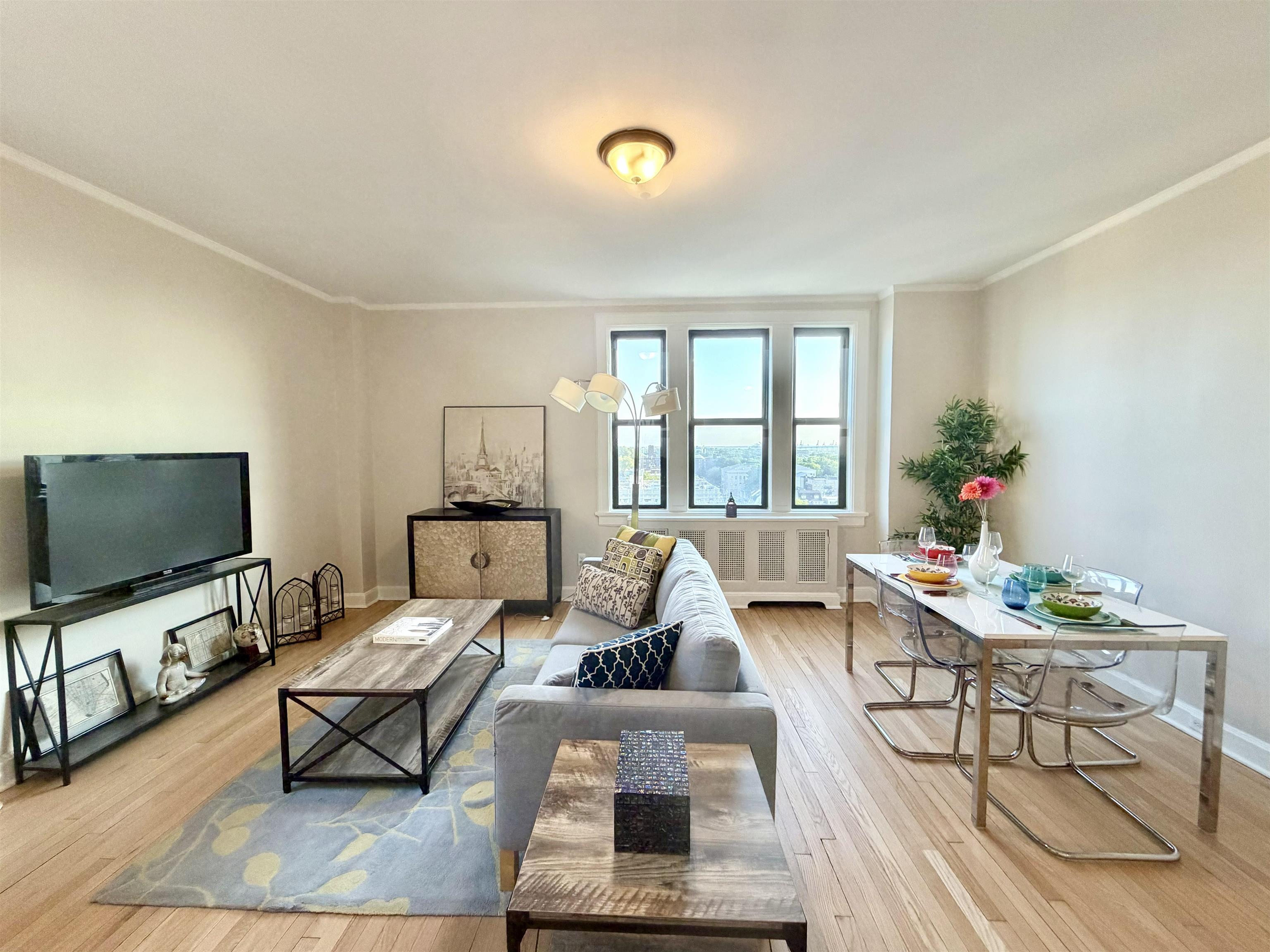 2600 KENNEDY BLVD - Photo 2