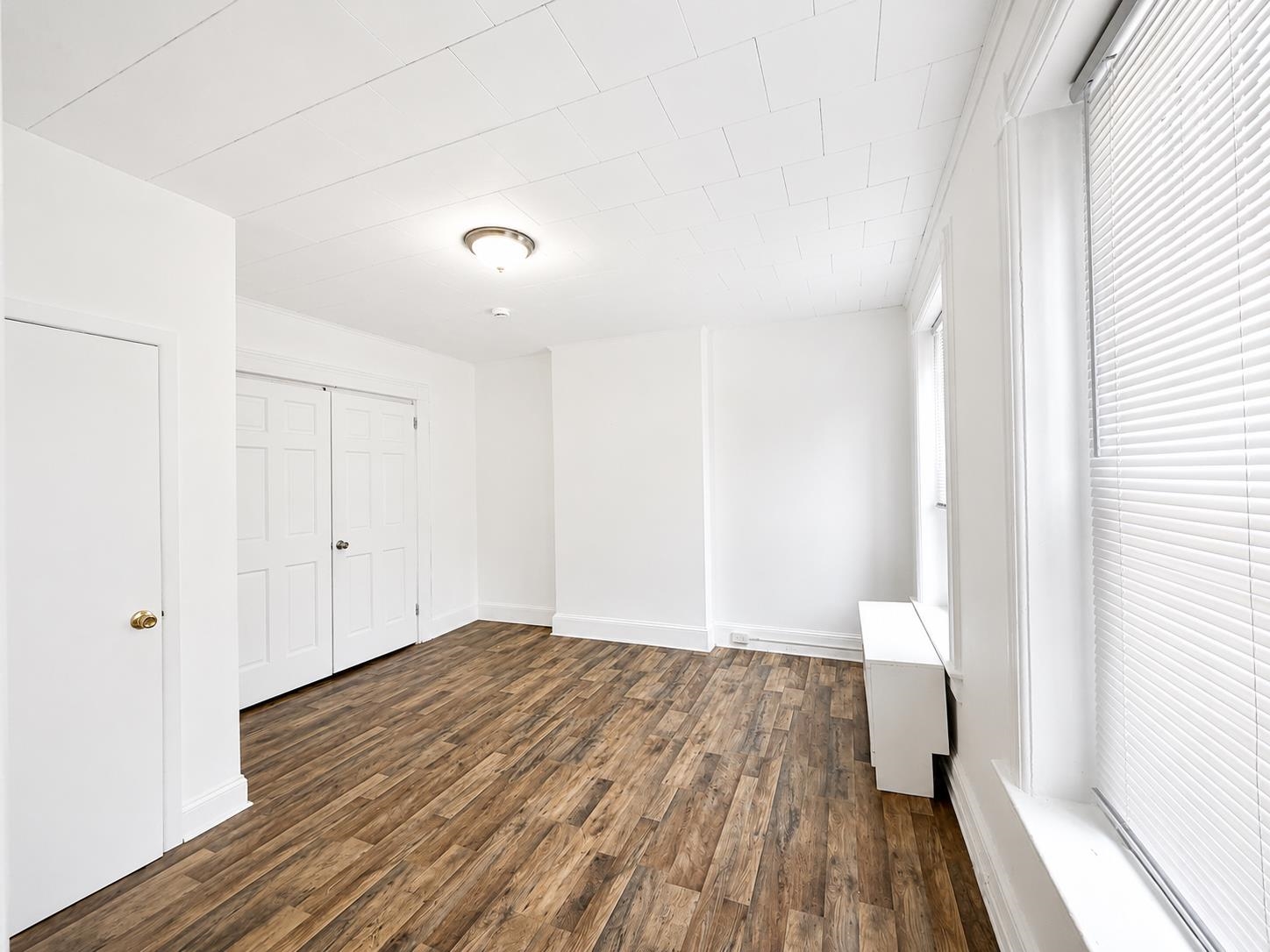 144 JOHNSTON AVE - Photo 3