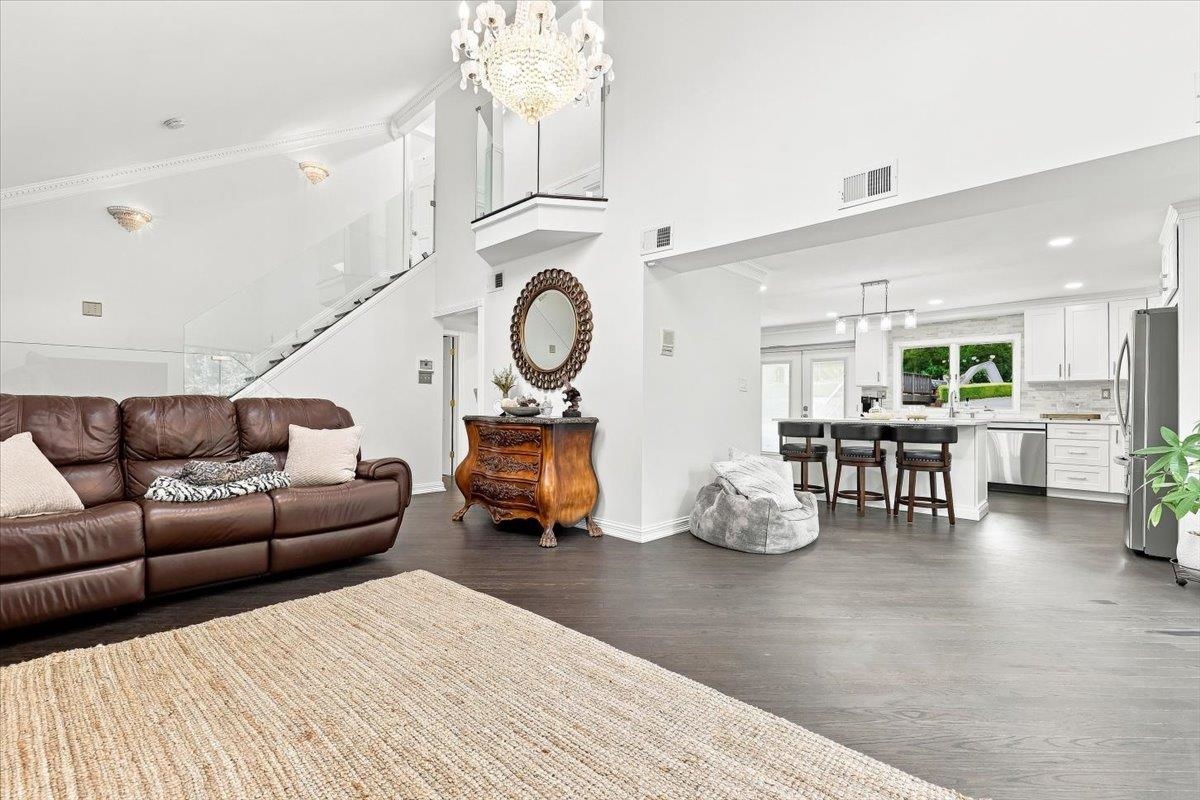 19 HILLSIDE RD - Photo 2
