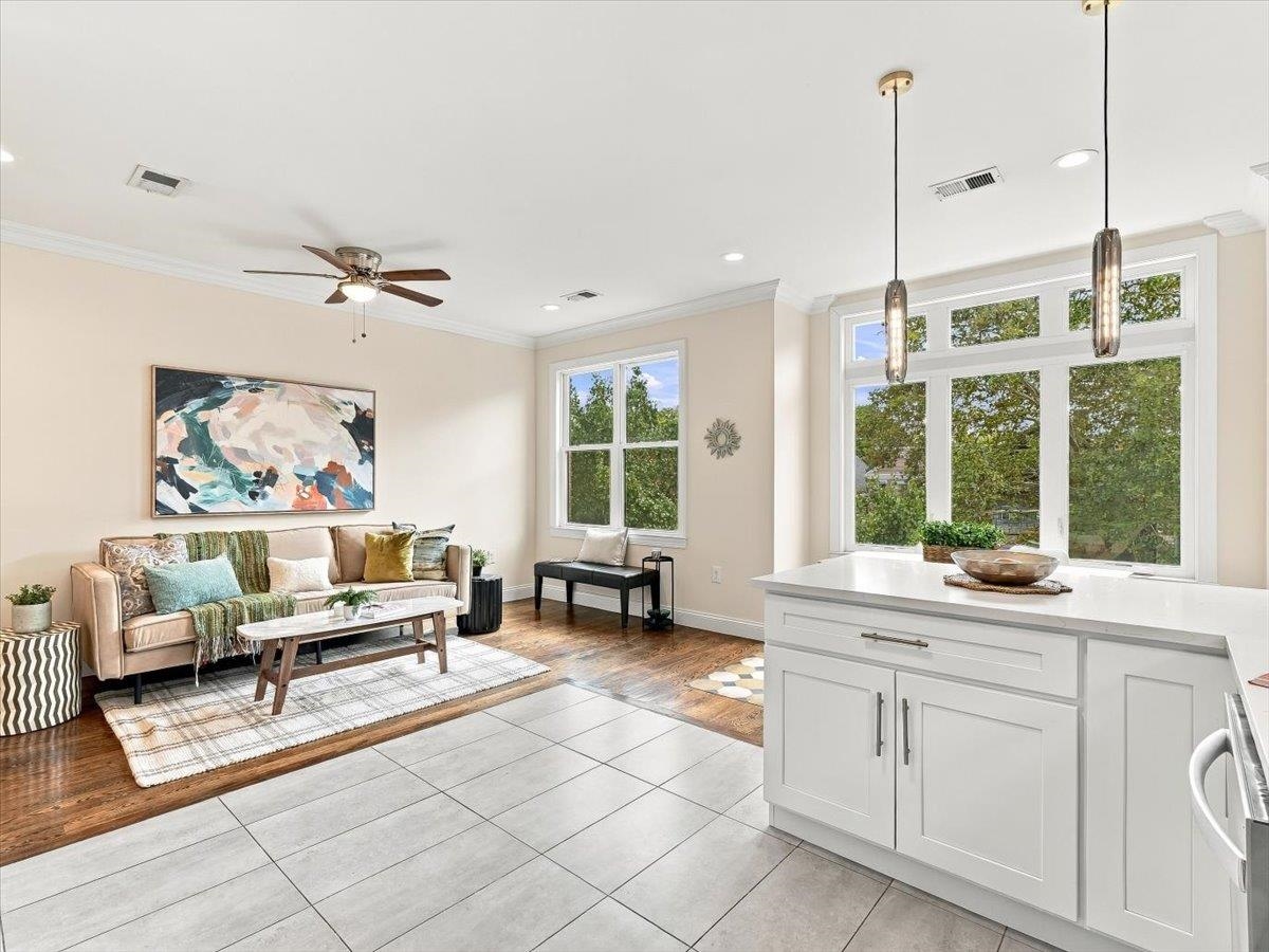 275 PACIFIC AVE - Photo 4