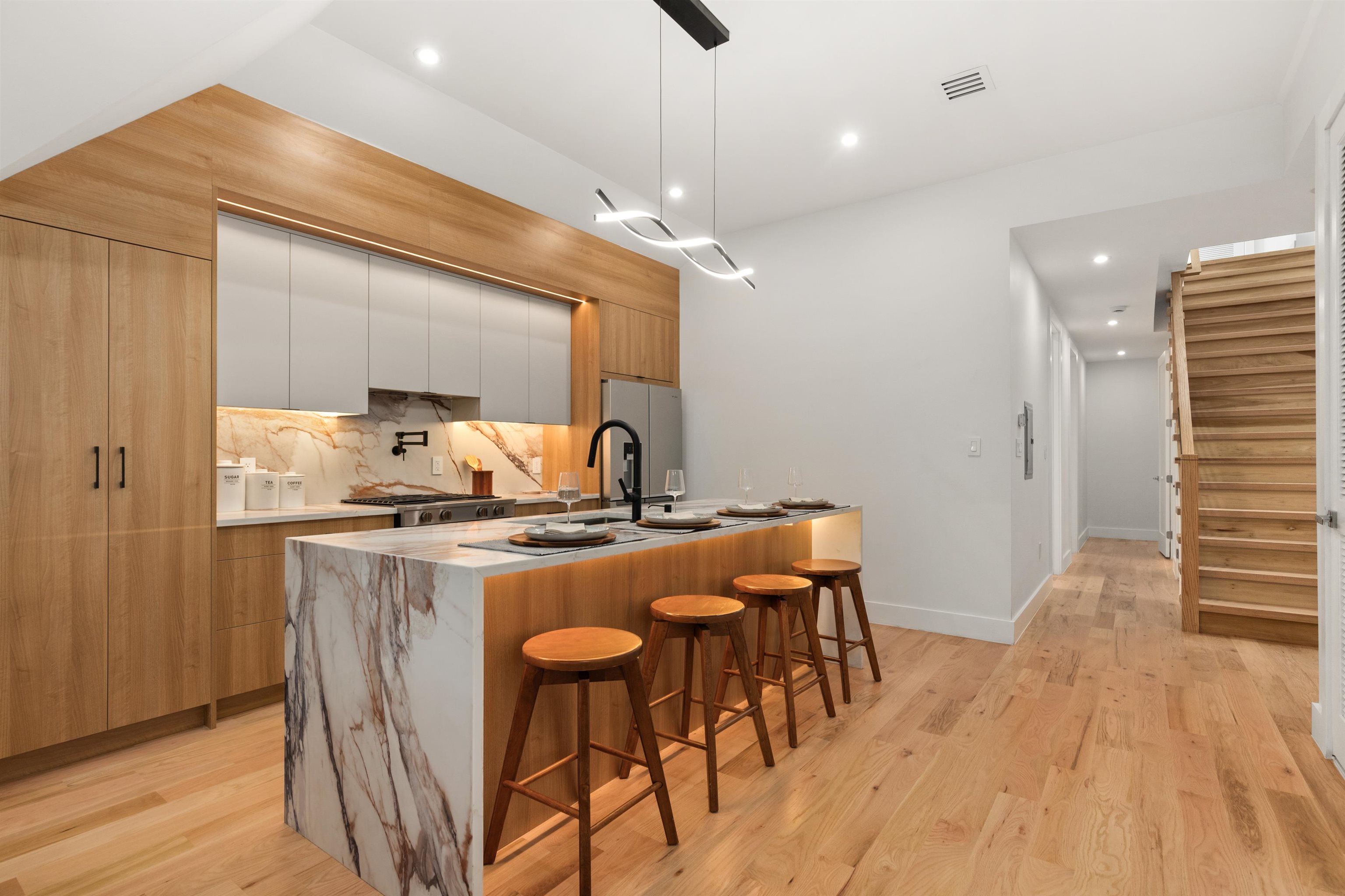 85 SHERMAN PL - Photo 5