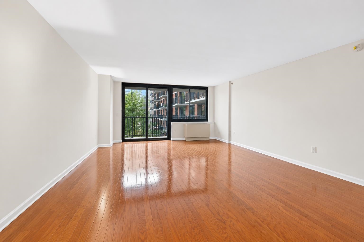 700 GROVE ST - Photo 2