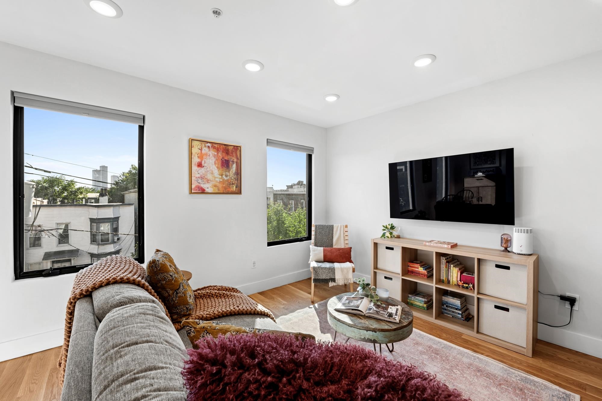 22 LINCOLN ST - Photo 4