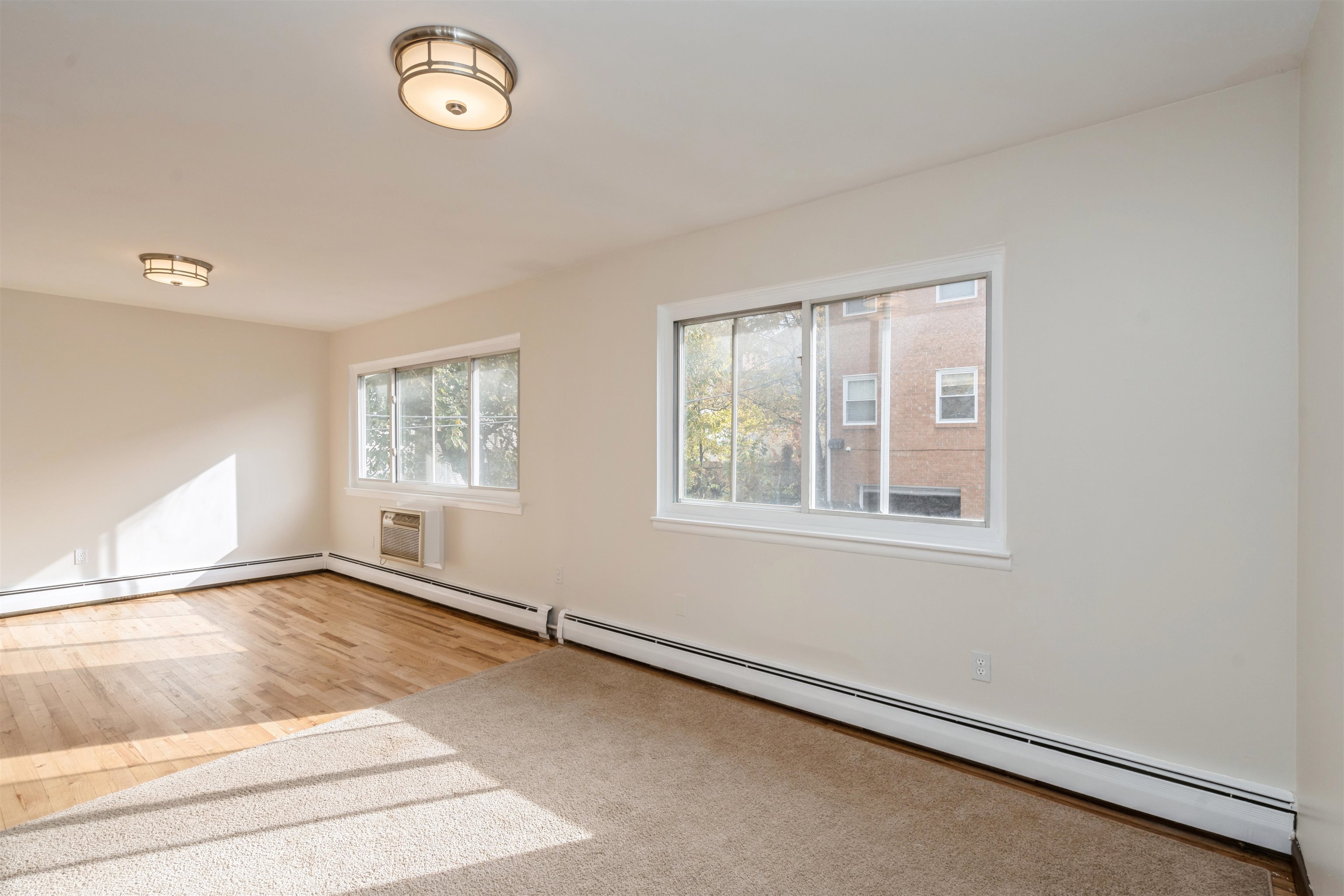 1476B 68TH ST - Photo 4