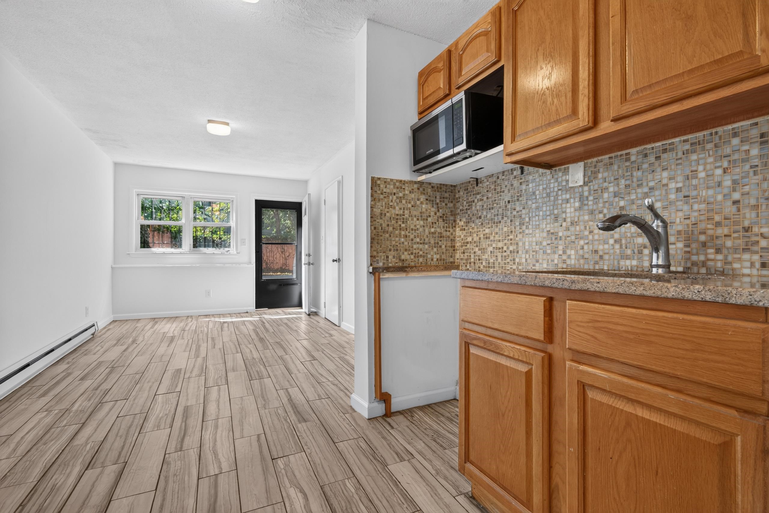 5 RESERVOIR AVE - Photo 5