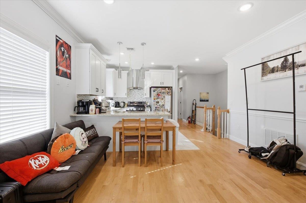 322 CROSS ST - Photo 4