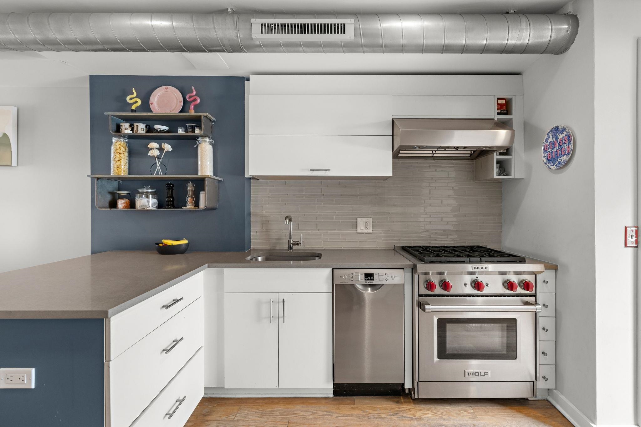 340 5TH ST - Photo 5